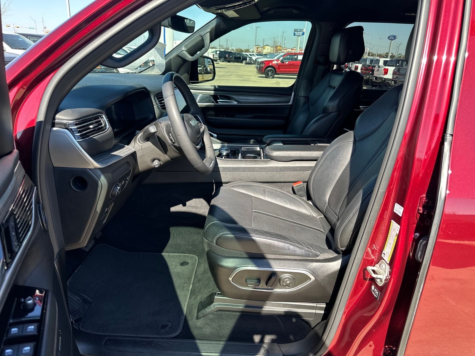 2023 Jeep Wagoneer L Series III