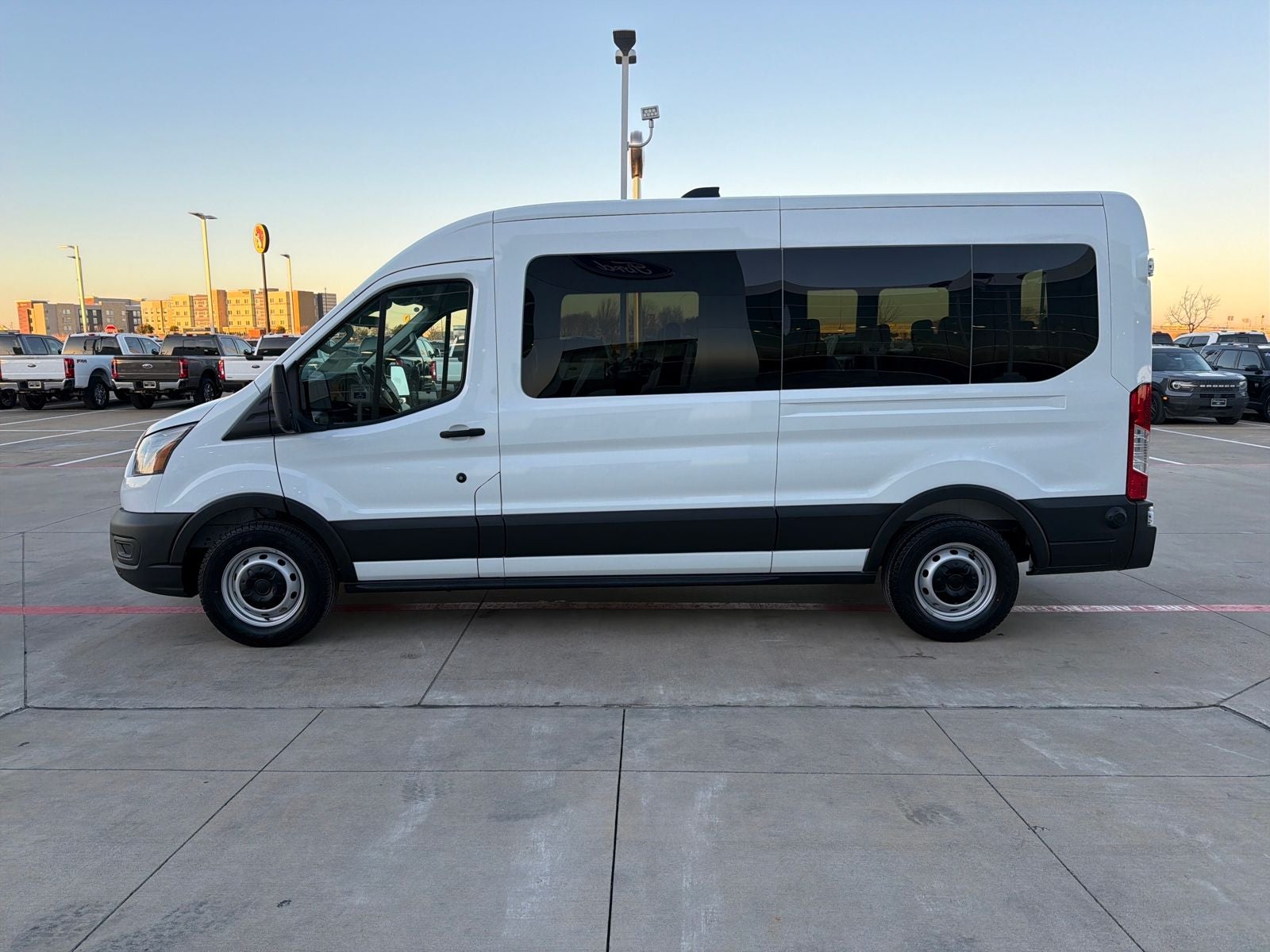 2026 Ford Transit-350 XL