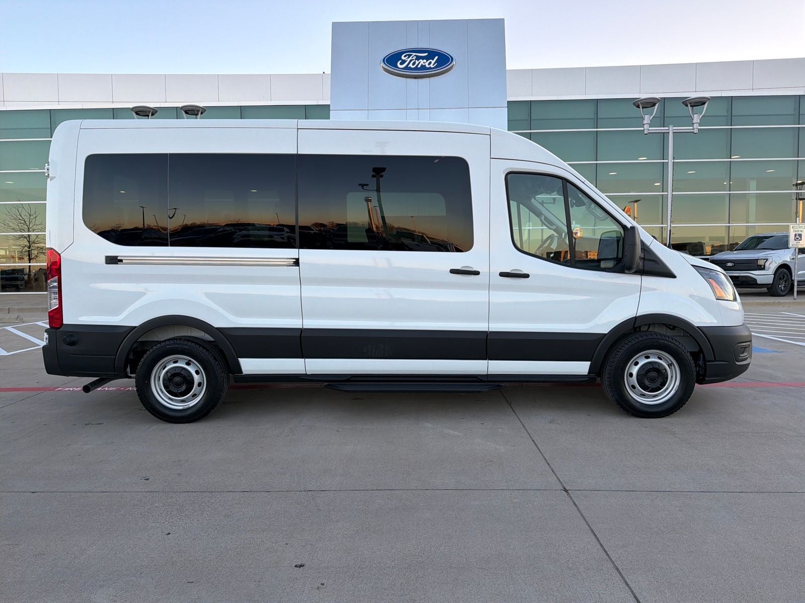 2026 Ford Transit-350 XL