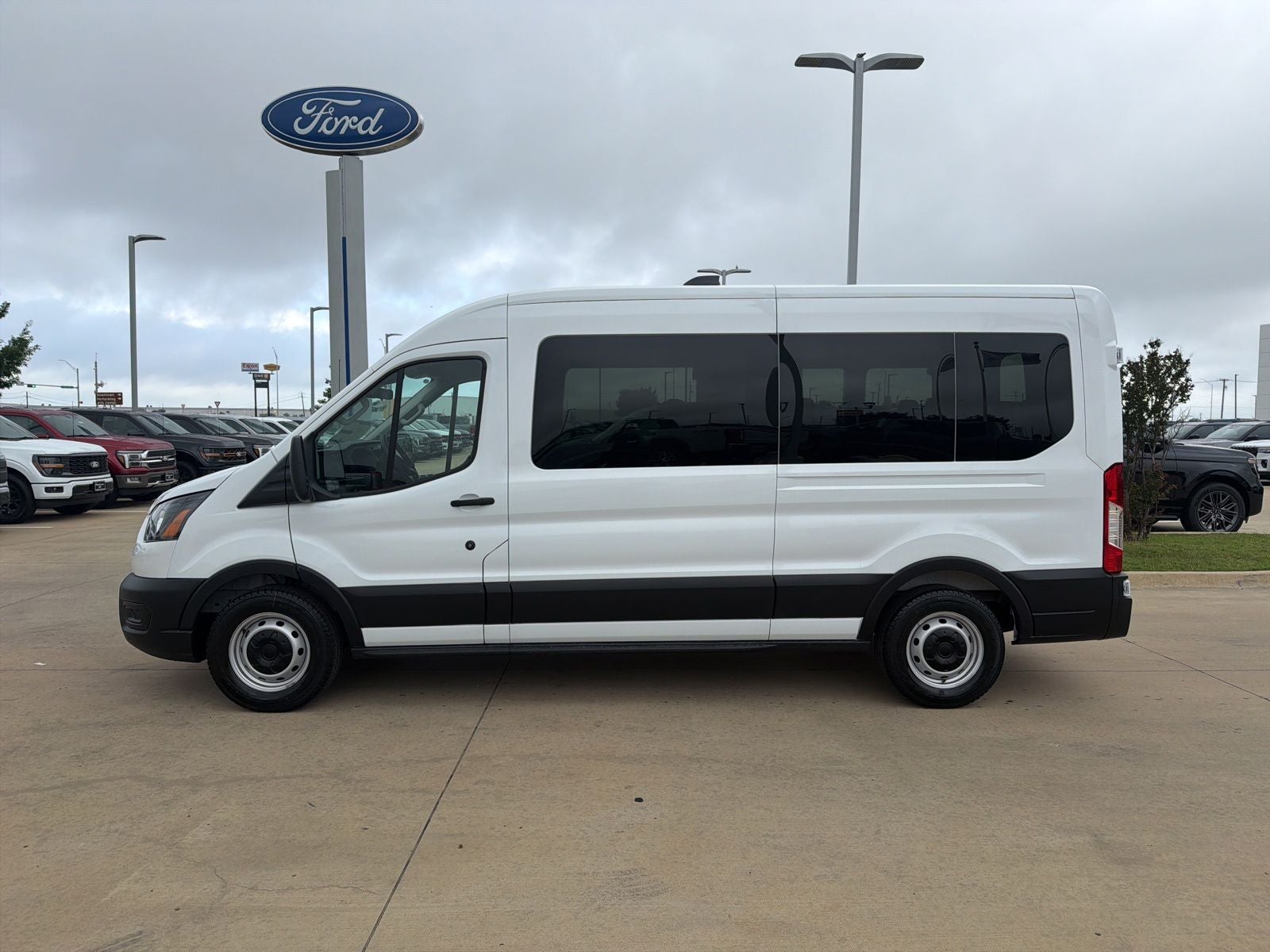 2026 Ford Transit-350 XL