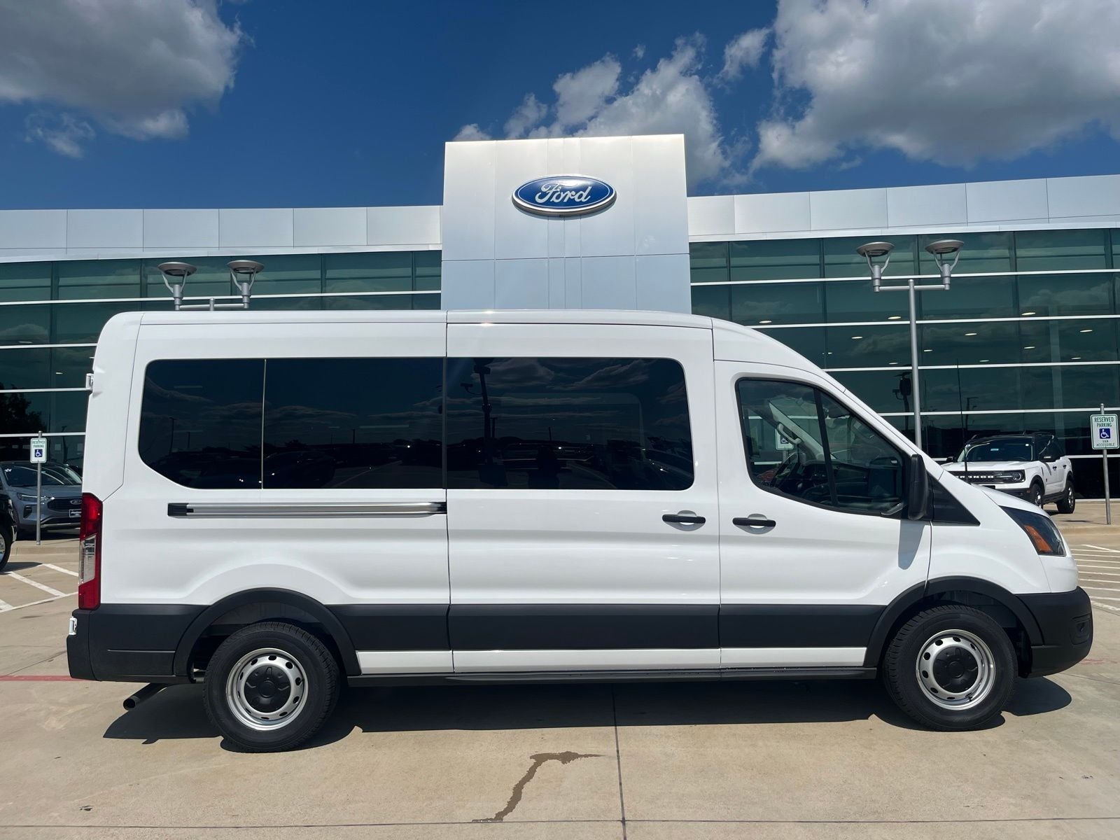 2025 Ford Transit-350 XL