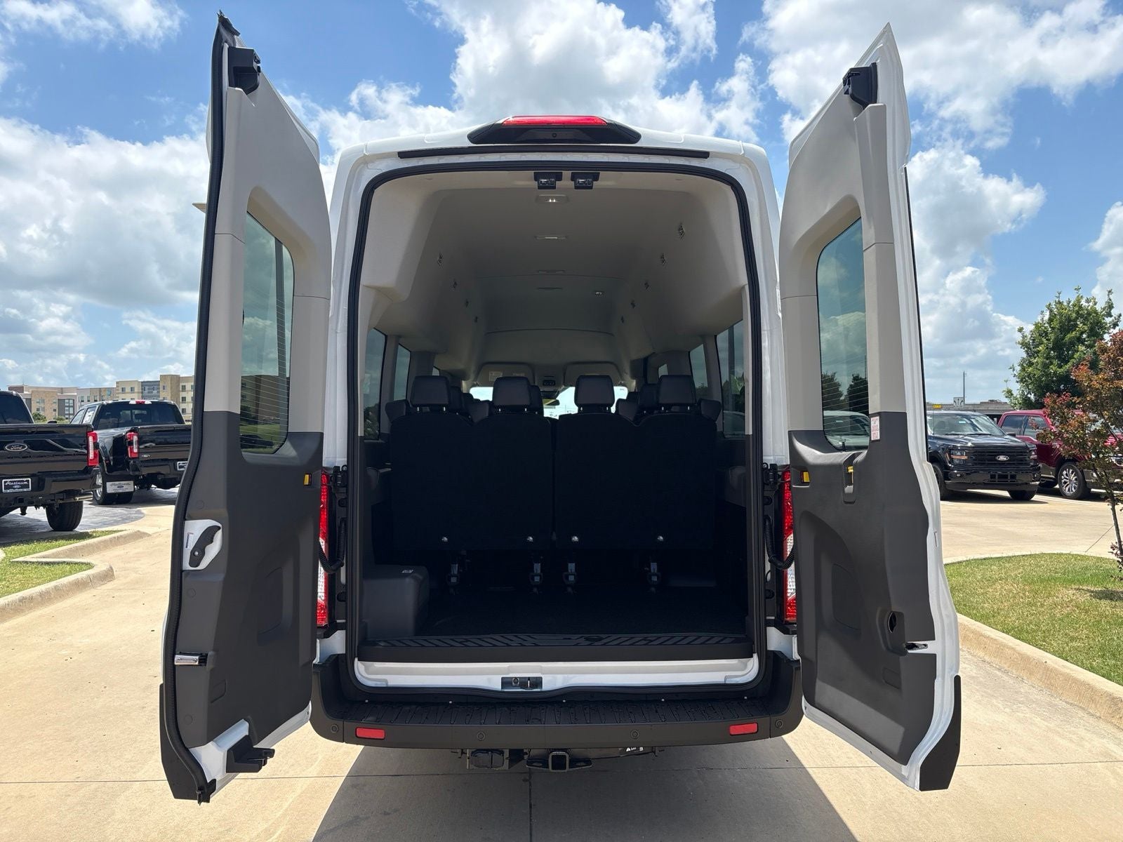 2026 Ford Transit-350 XL