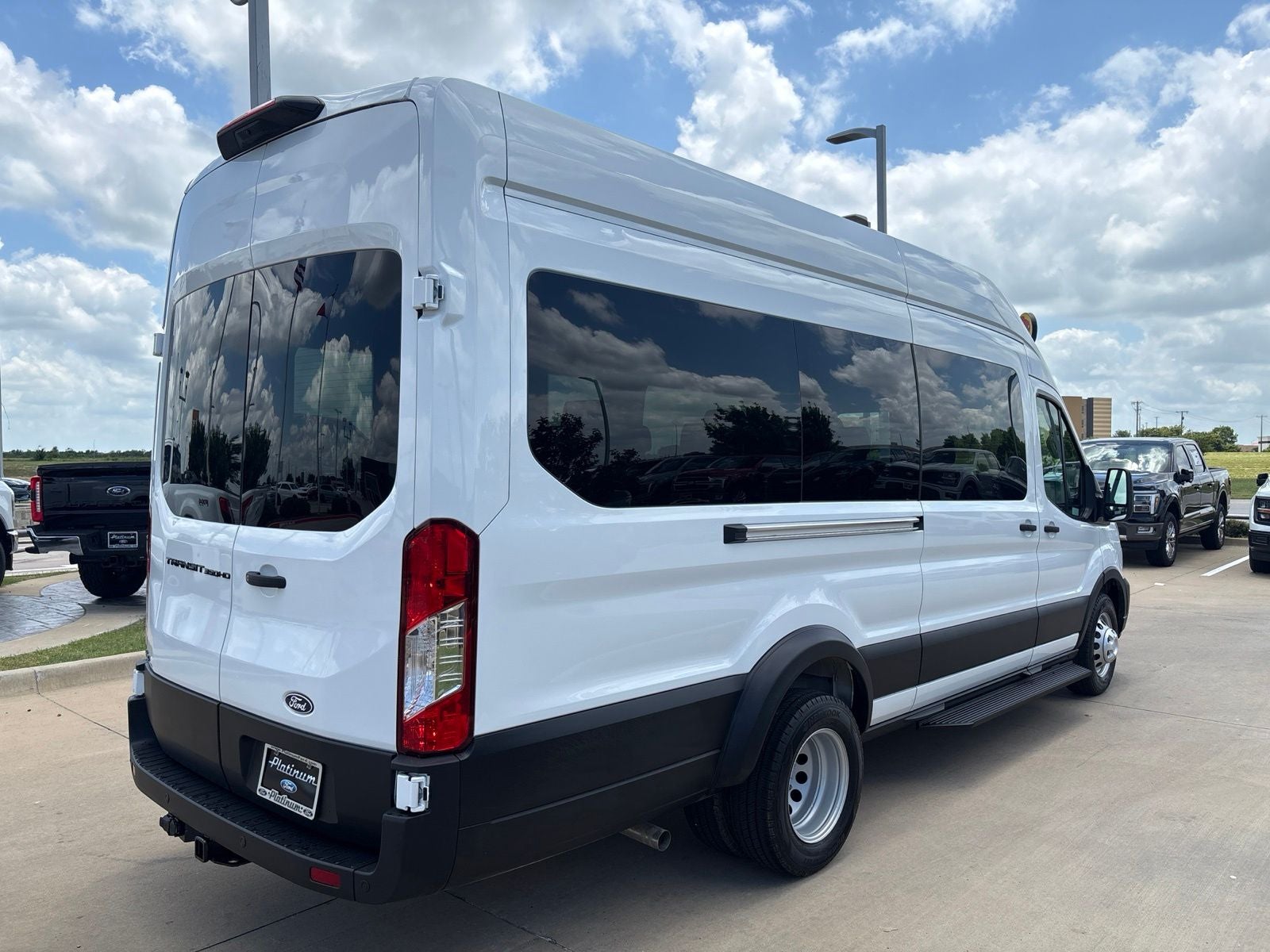 2026 Ford Transit-350 XL