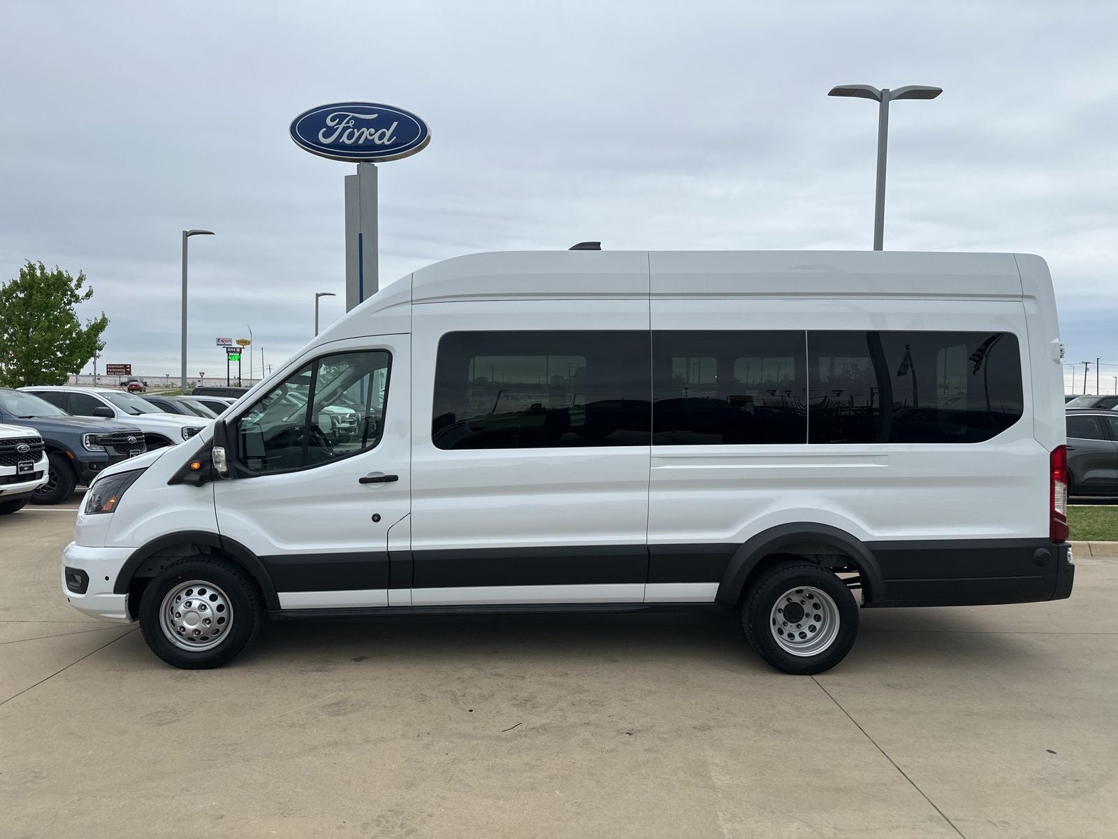 2026 Ford Transit-350 XLT