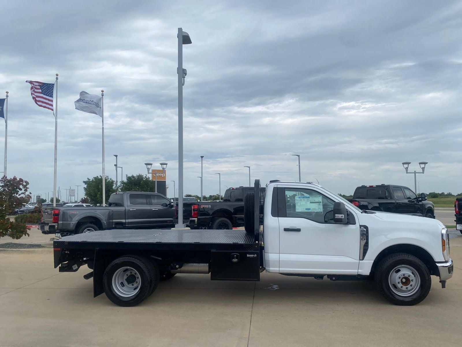 2026 Ford F-350SD XL DRW