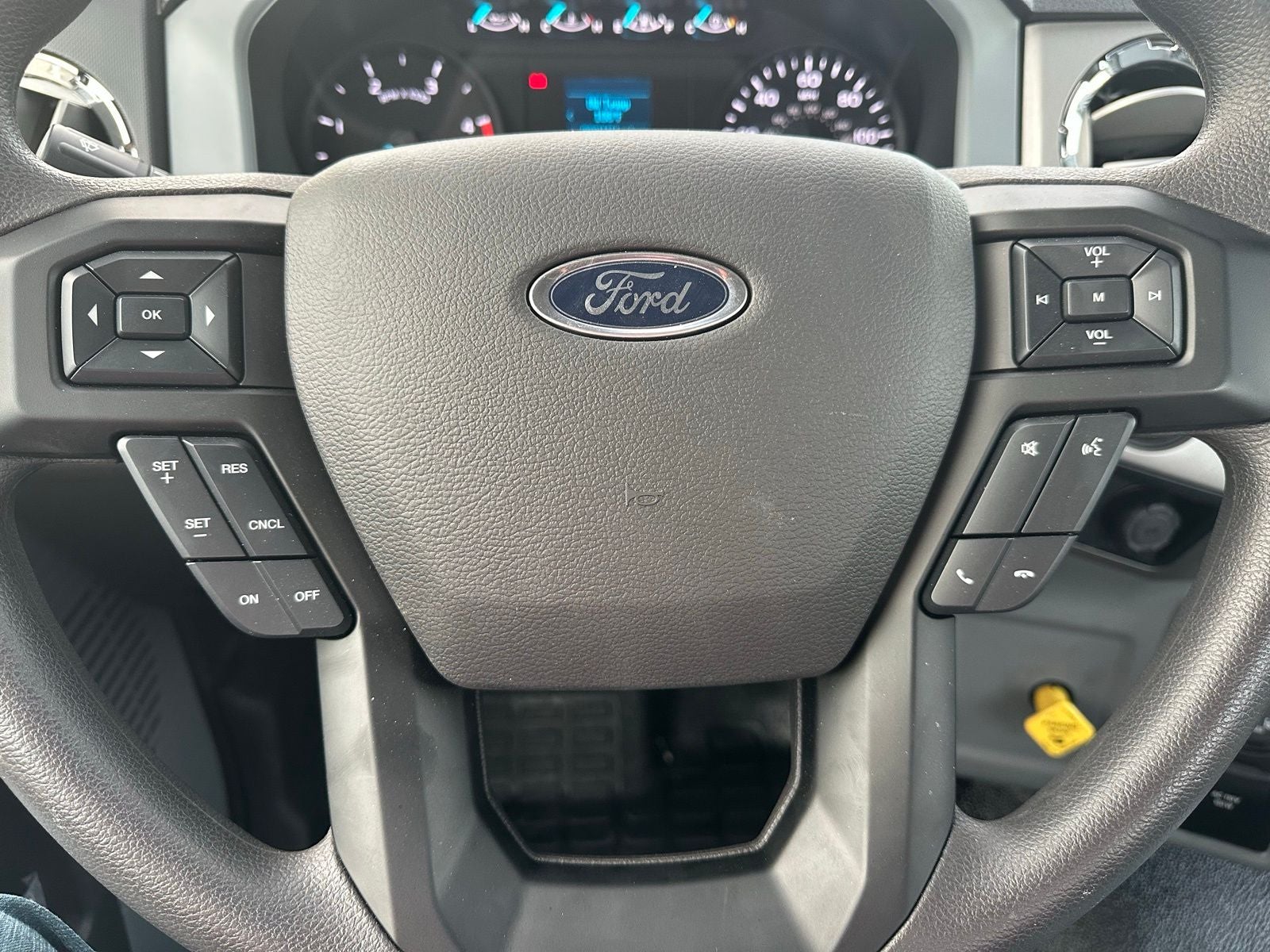 2025 Ford F-650SD Base