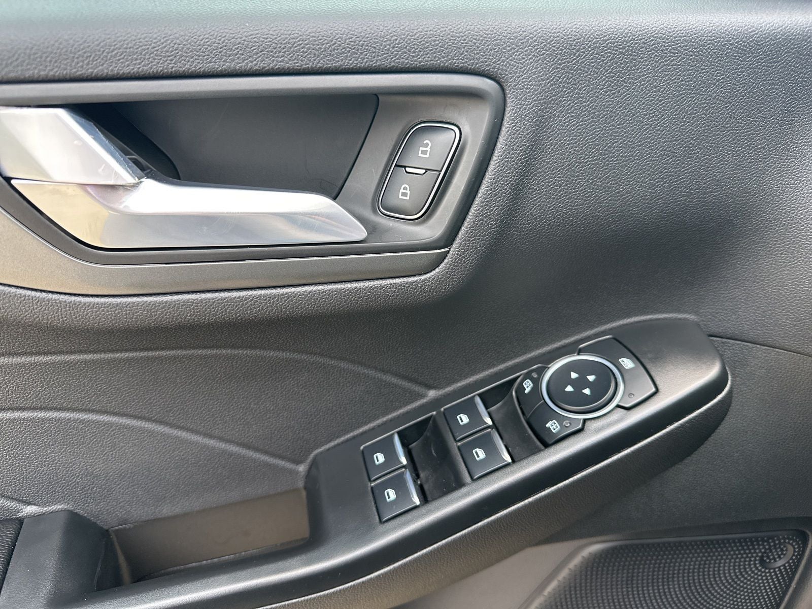 2025 Ford Escape Plug-In Hybrid Base