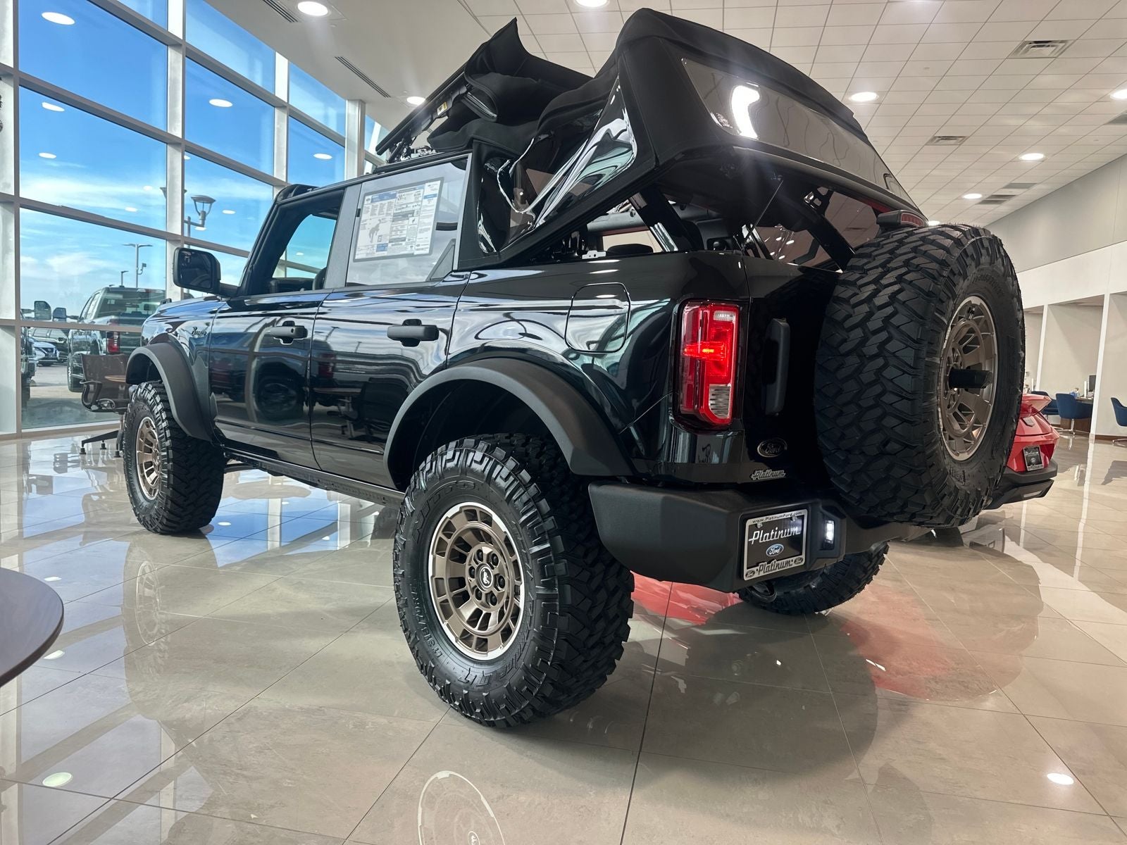 2025 Ford Bronco Base