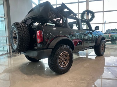 2025 Ford Bronco Base
