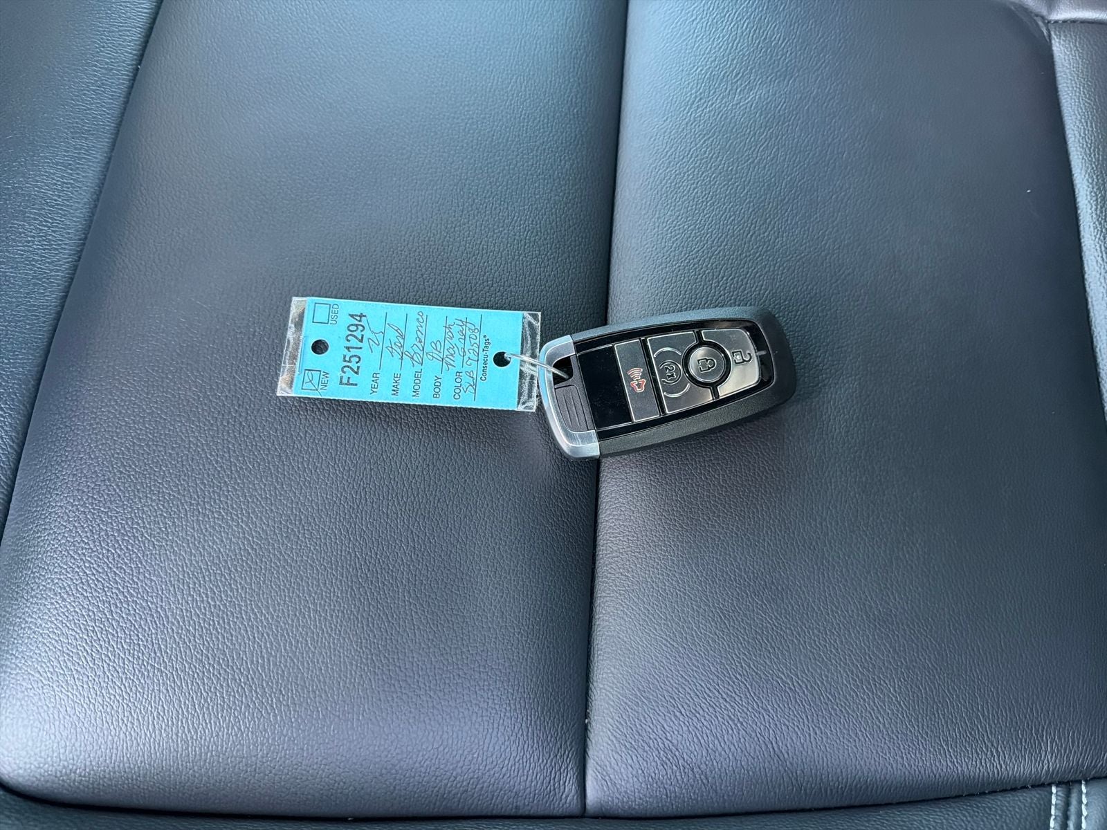 2025 Ford Bronco Outer Banks