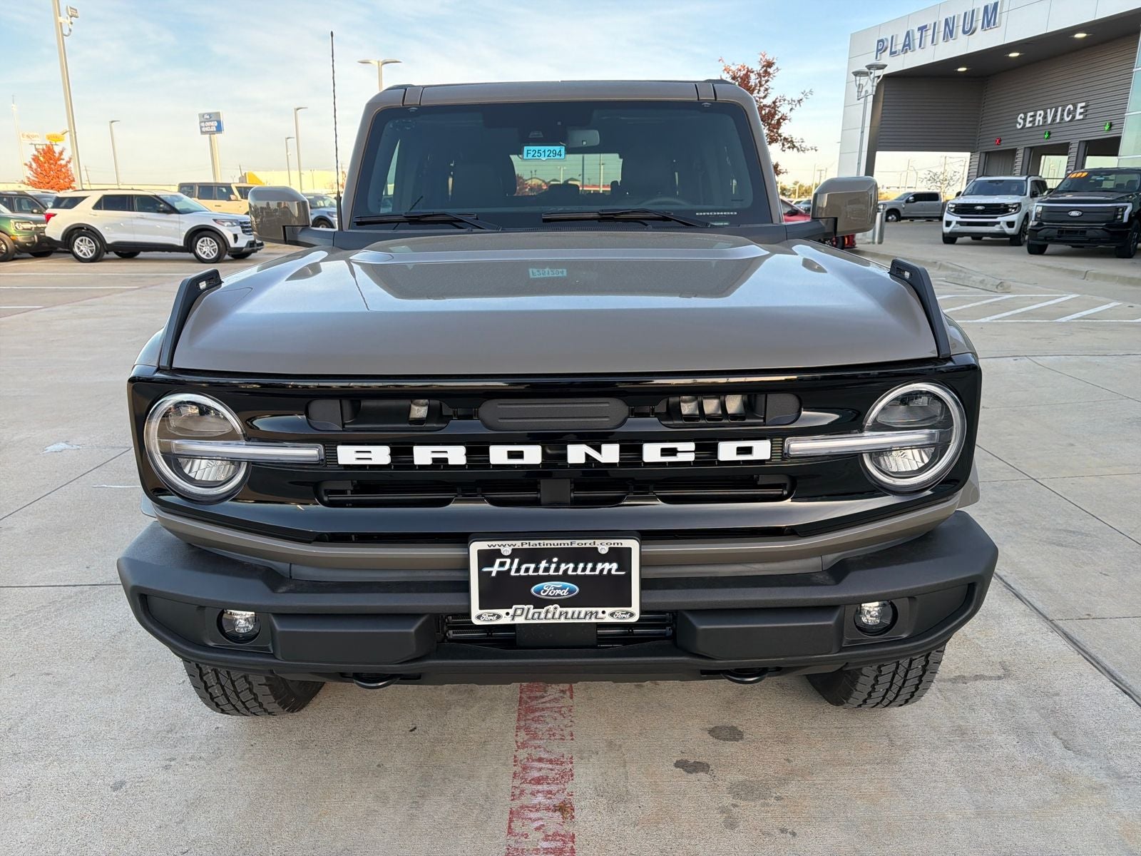 2025 Ford Bronco Outer Banks
