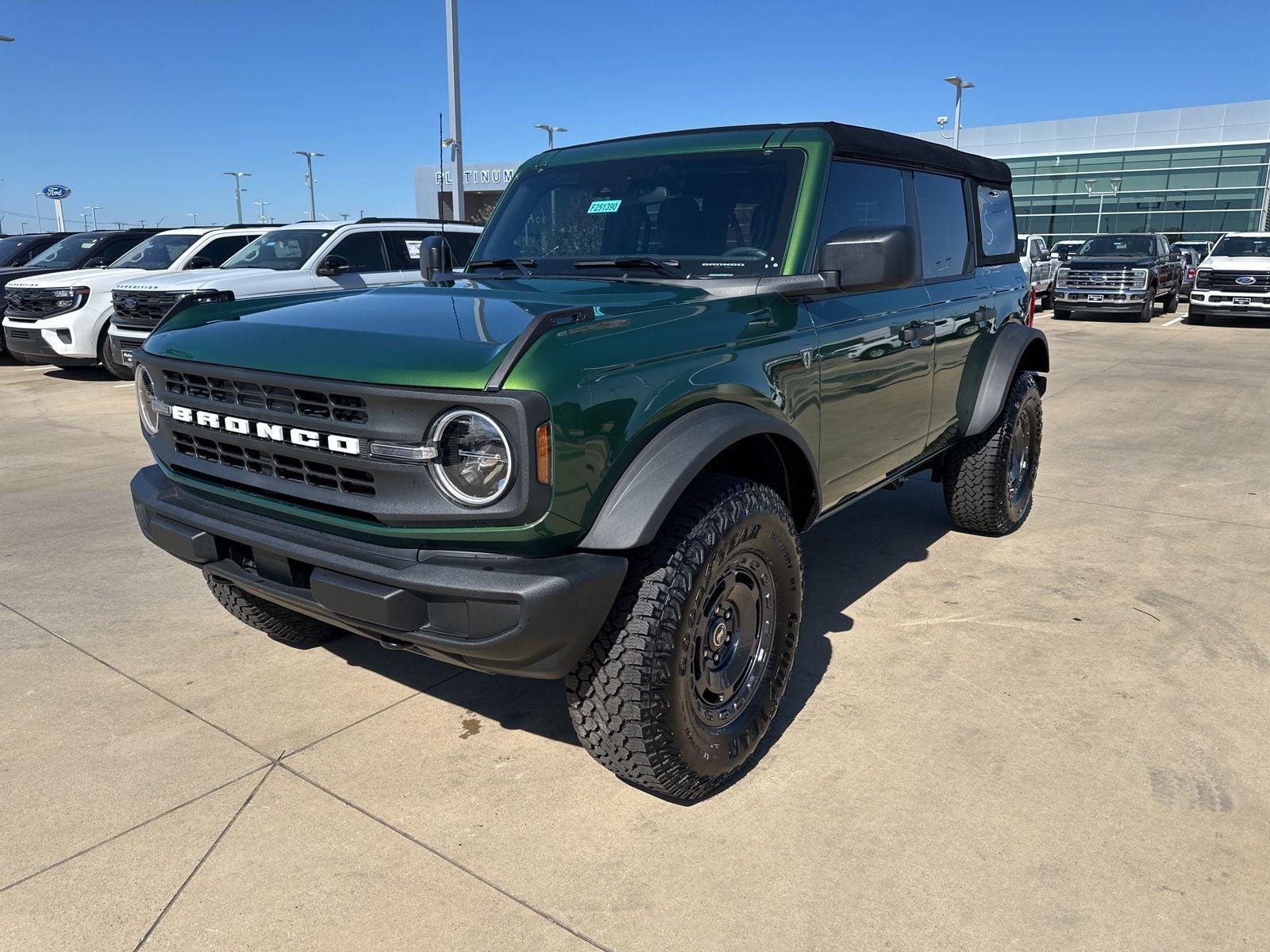 2025 Ford Bronco Base
