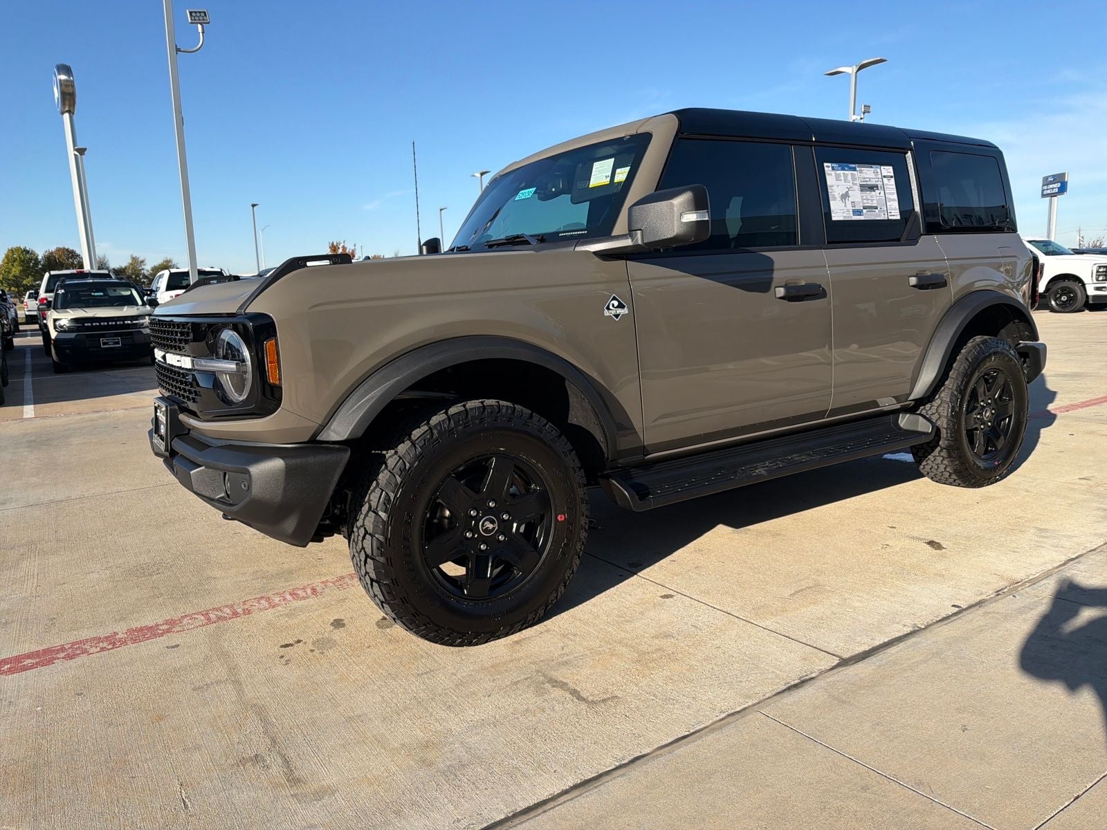 2025 Ford Bronco Outer Banks