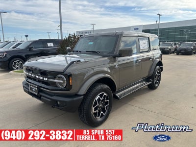 2026 Ford Bronco Outer Banks