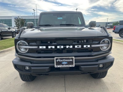 2026 Ford Bronco Outer Banks