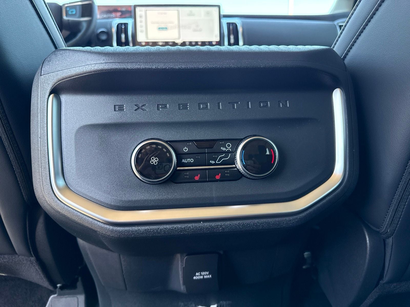 2027 Ford Expedition Max Platinum