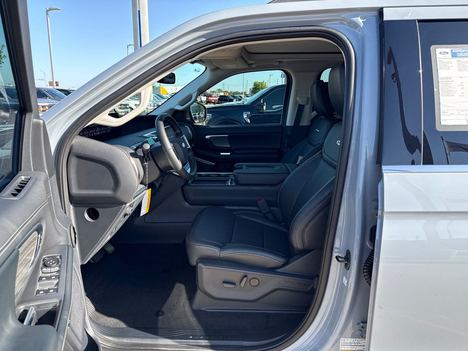2027 Ford Expedition Max Platinum
