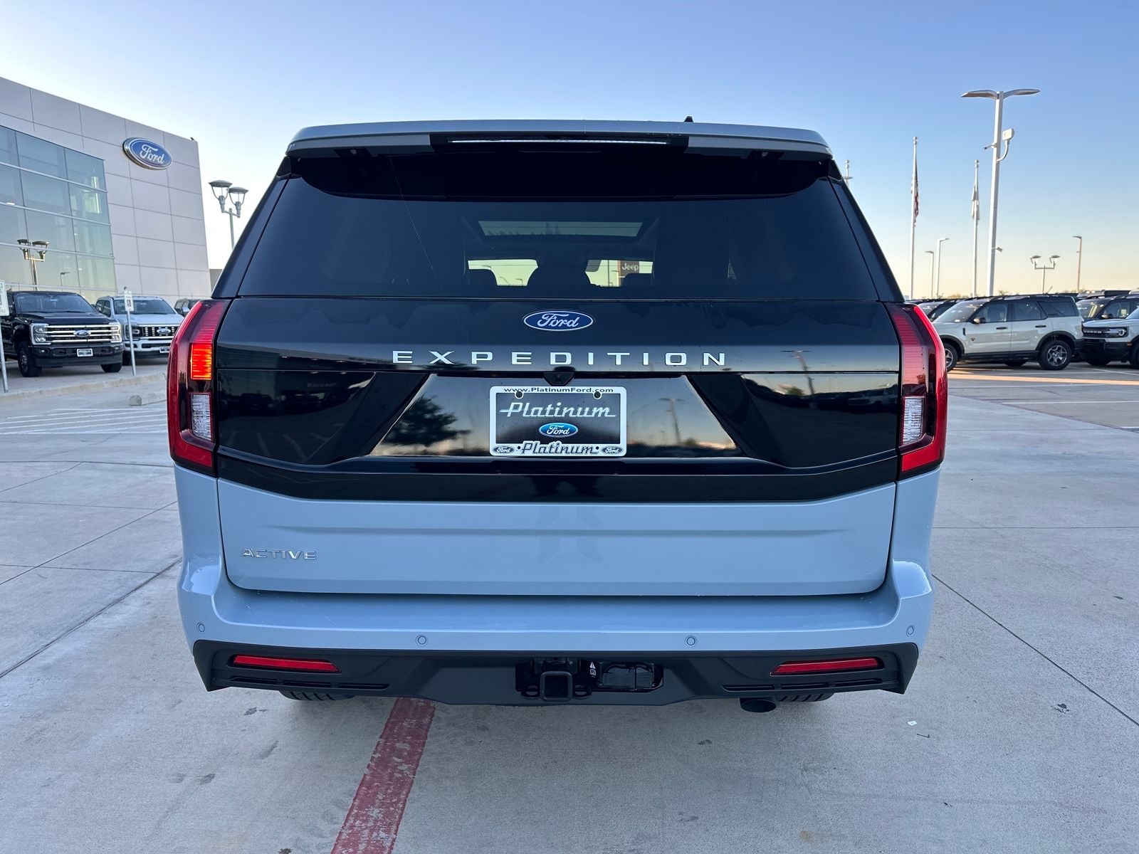 2025 Ford Expedition Active