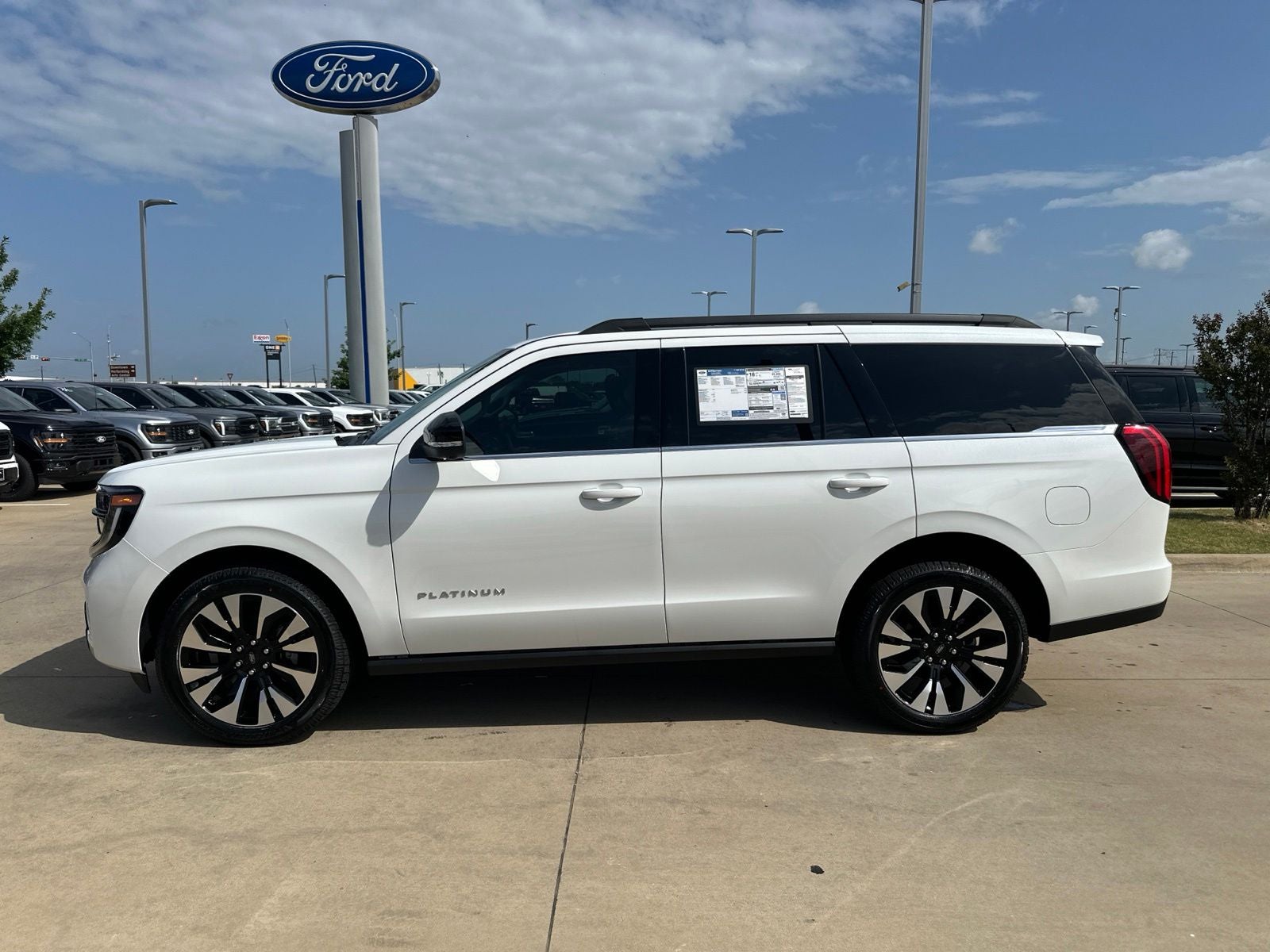 2027 Ford Expedition Platinum