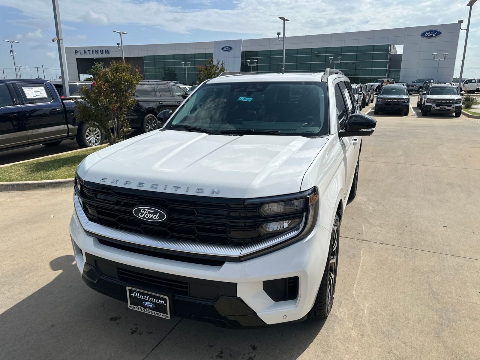 2027 Ford Expedition Platinum