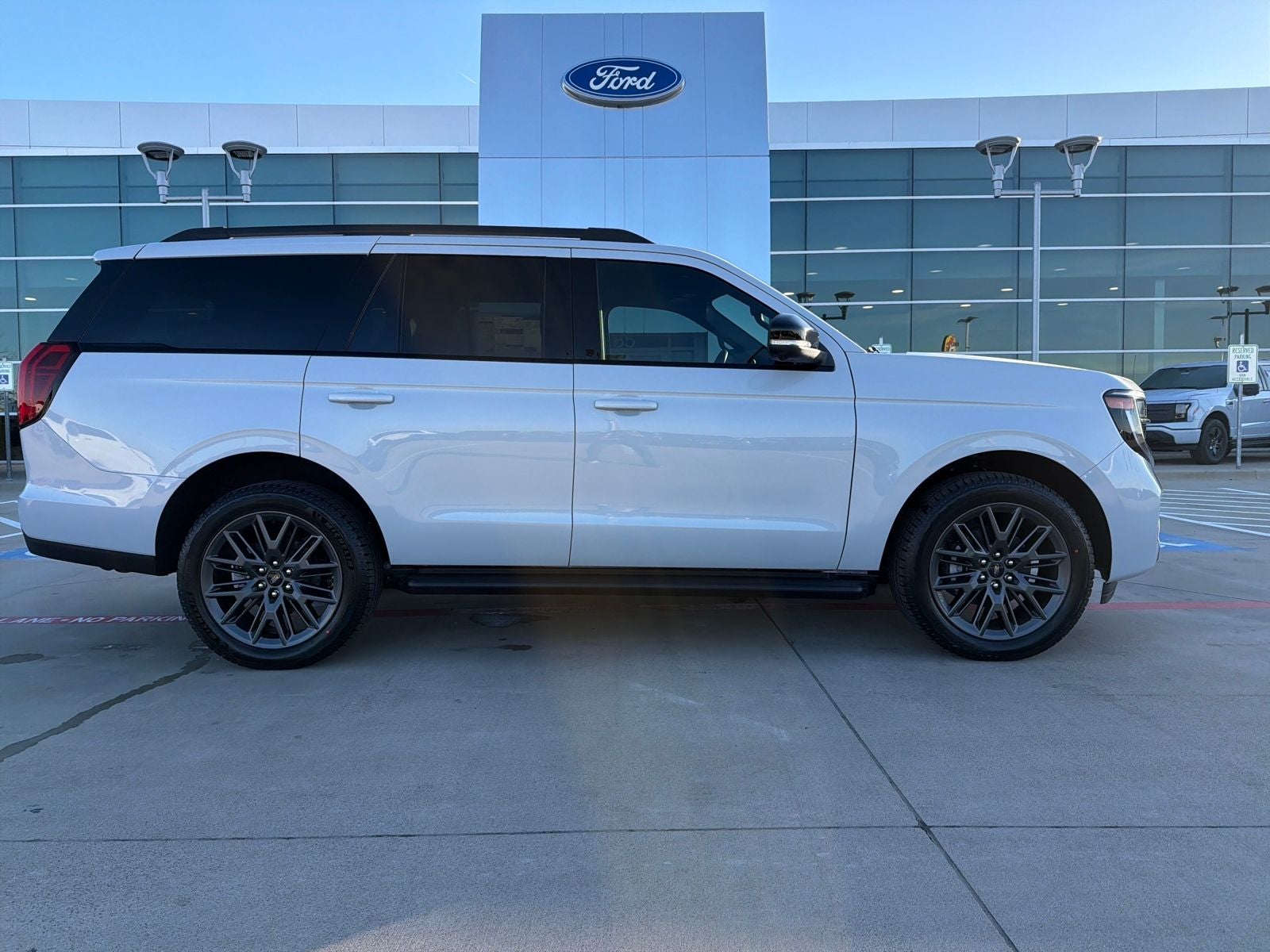 2026 Ford Expedition Platinum