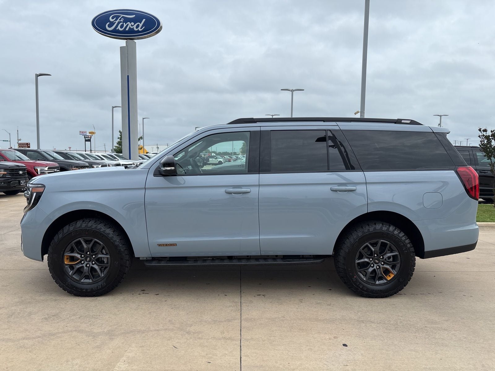 2026 Ford Expedition Tremor