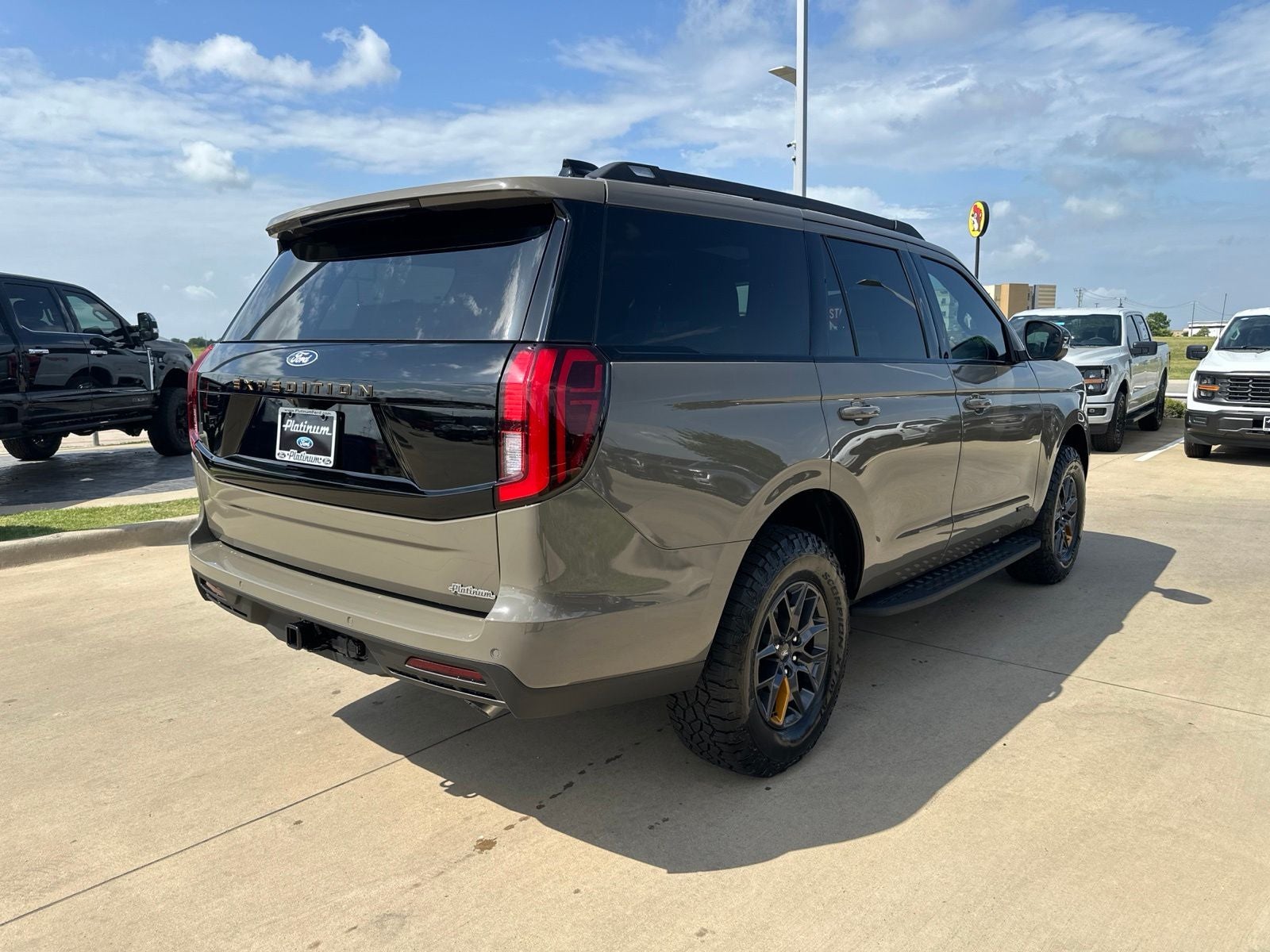 2027 Ford Expedition Tremor