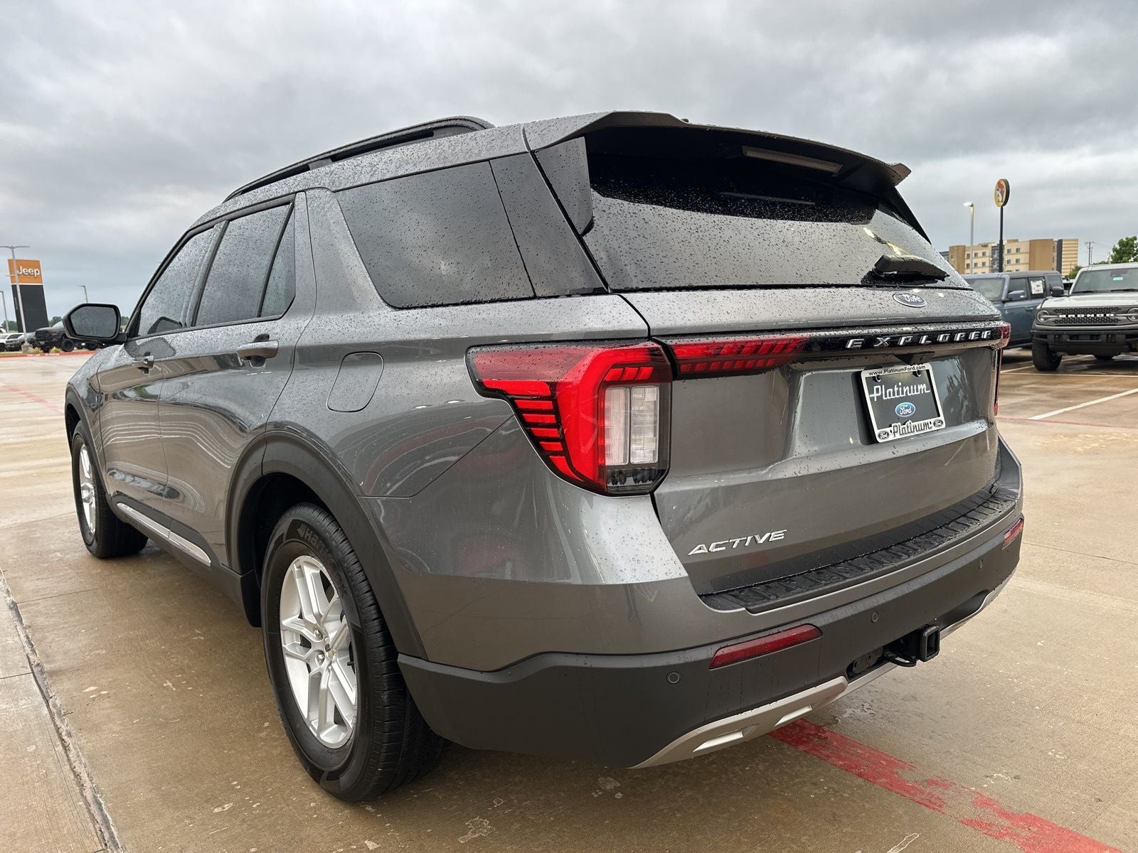 2025 Ford Explorer Active