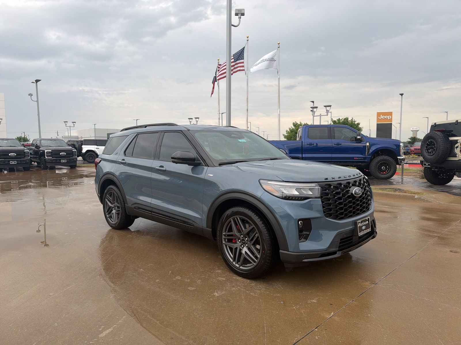 2026 Ford Explorer ST-Line