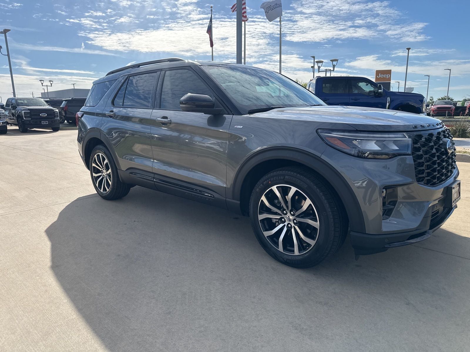 2026 Ford Explorer ST-Line