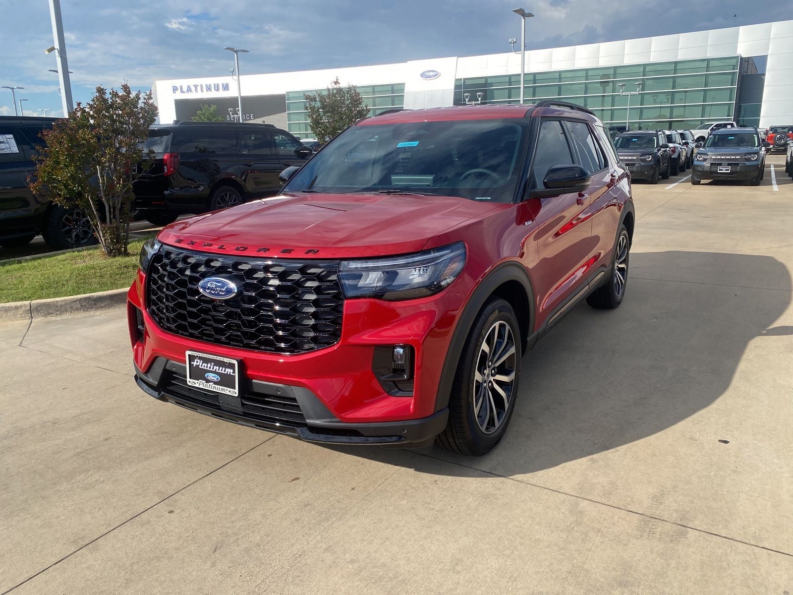 2026 Ford Explorer ST-Line