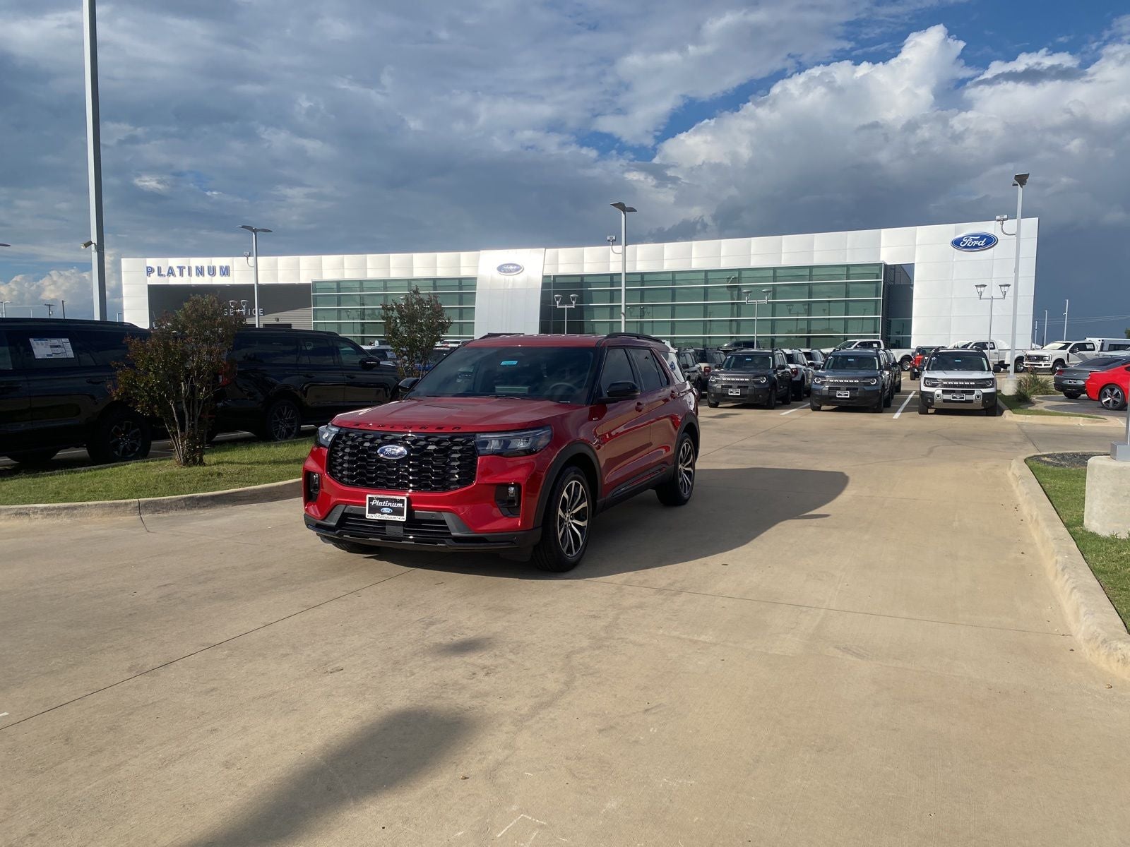 2026 Ford Explorer ST-Line