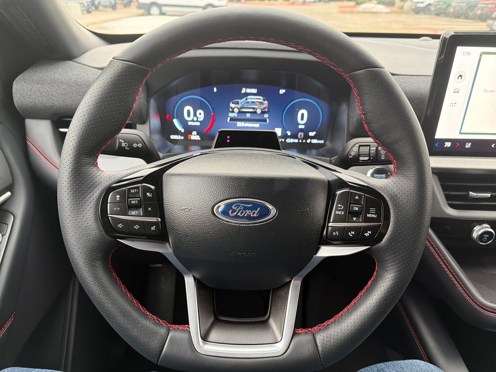 2025 Ford Explorer ST-Line