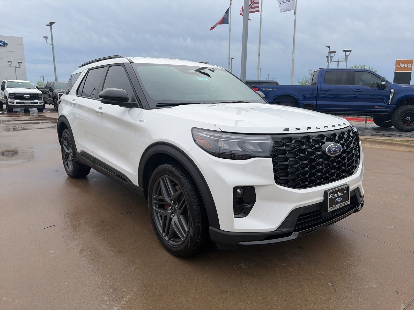 2026 Ford Explorer ST-Line