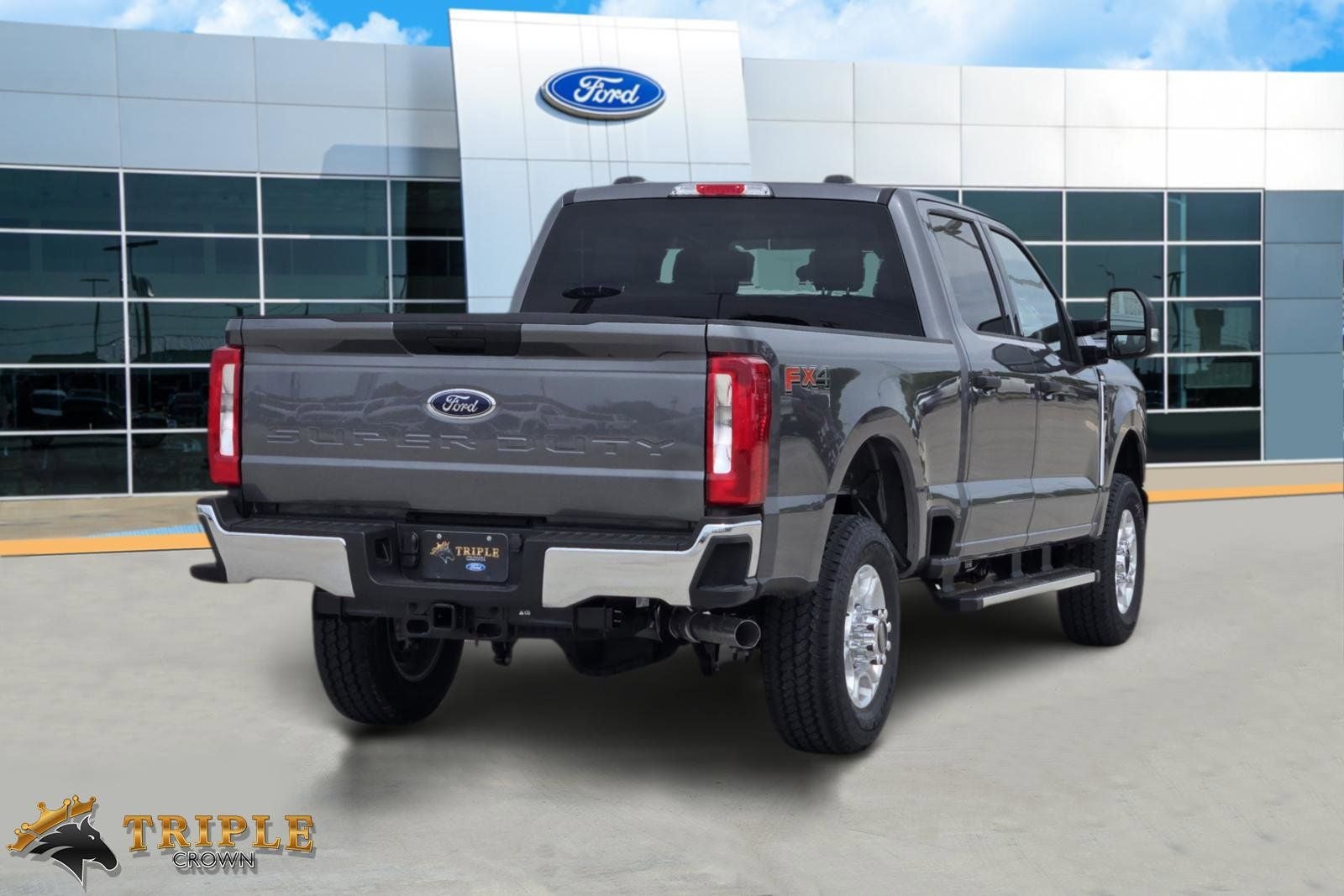 2026 Ford F-250SD XLT