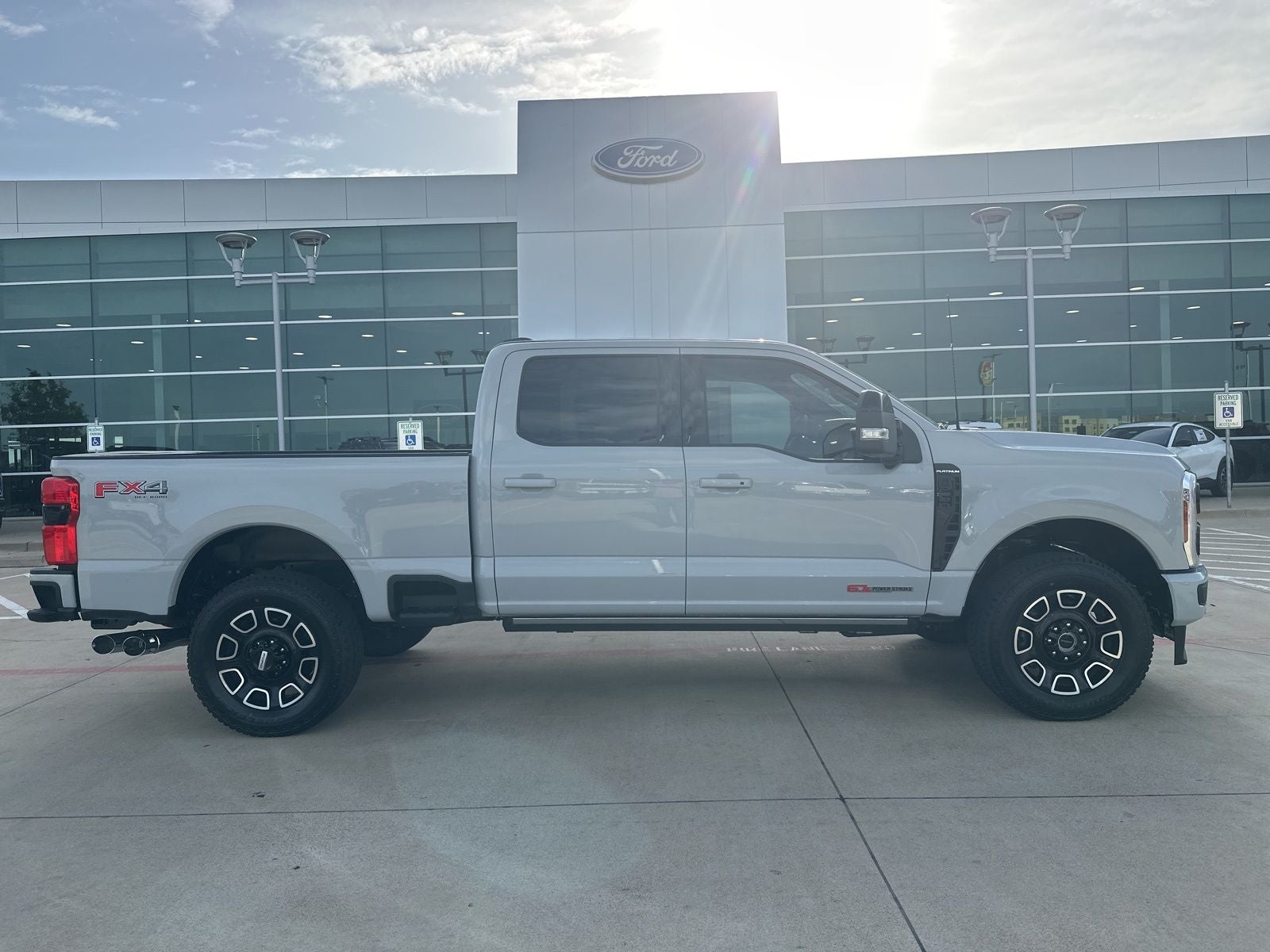 2025 Ford F-250SD Platinum