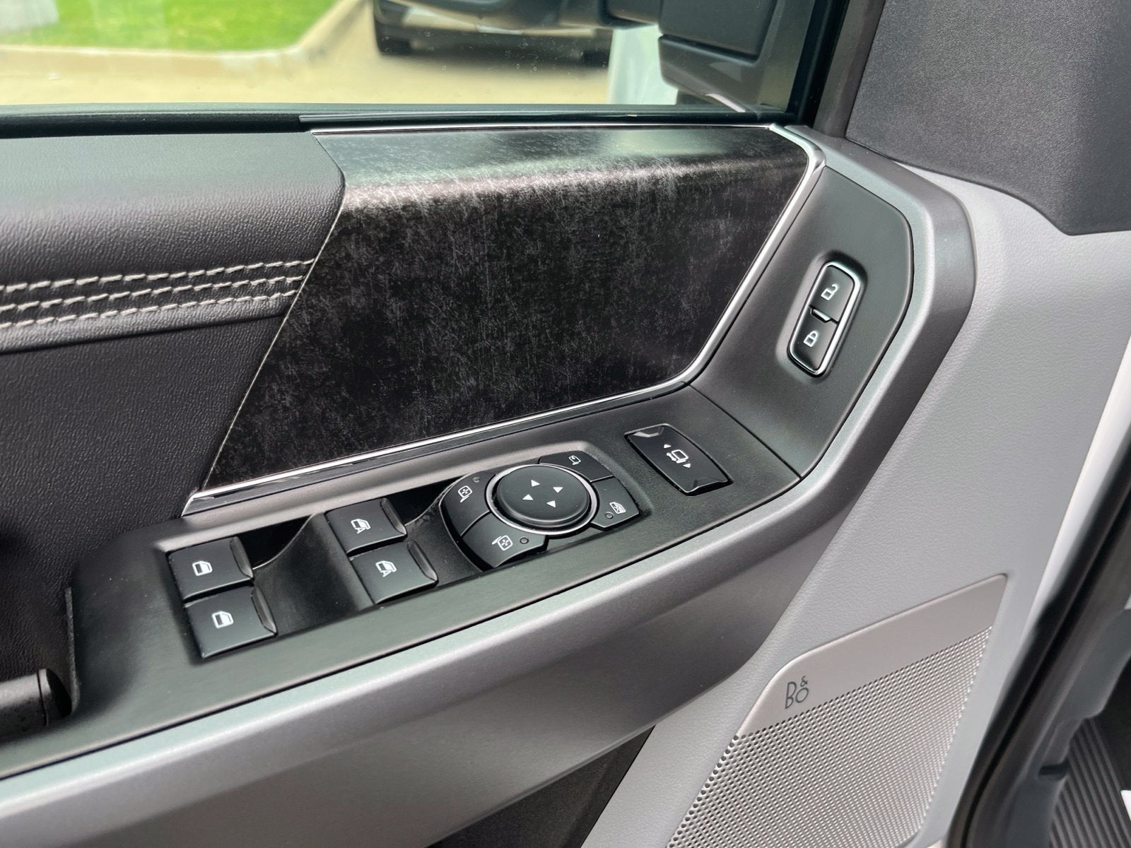 2027 Ford F-250SD XLT