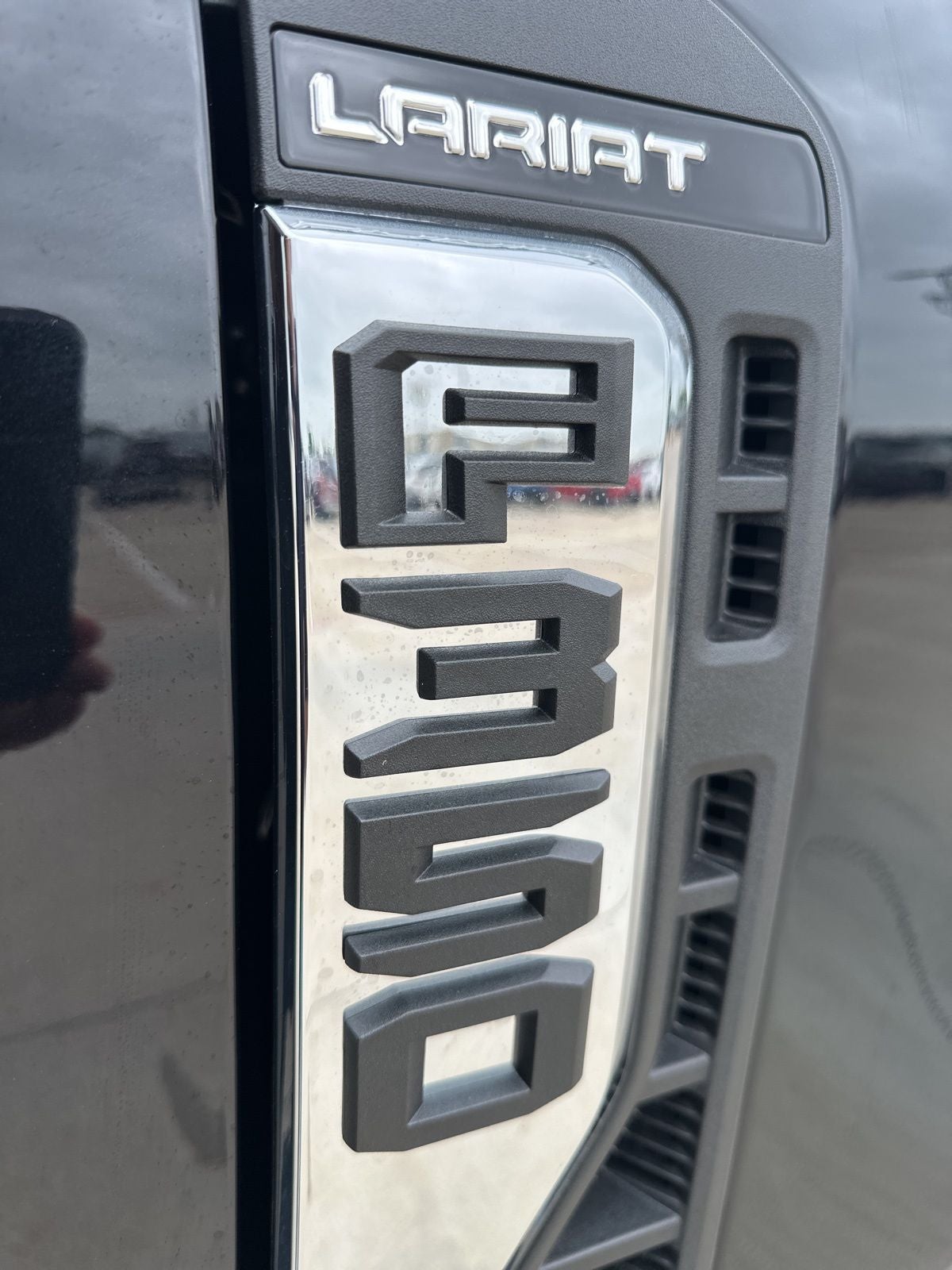 2025 Ford F-350SD Lariat