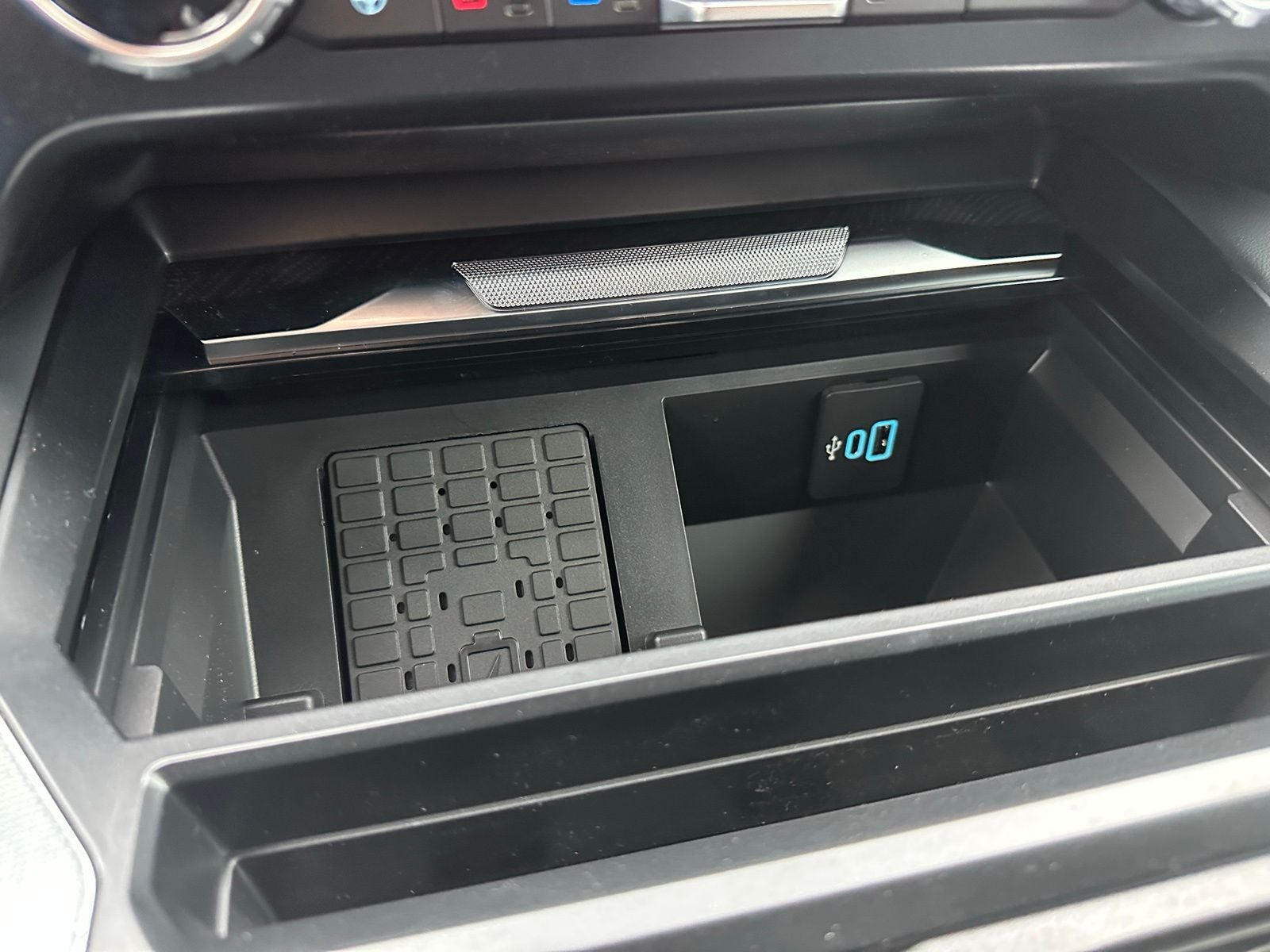 2025 Ford F-350SD Platinum