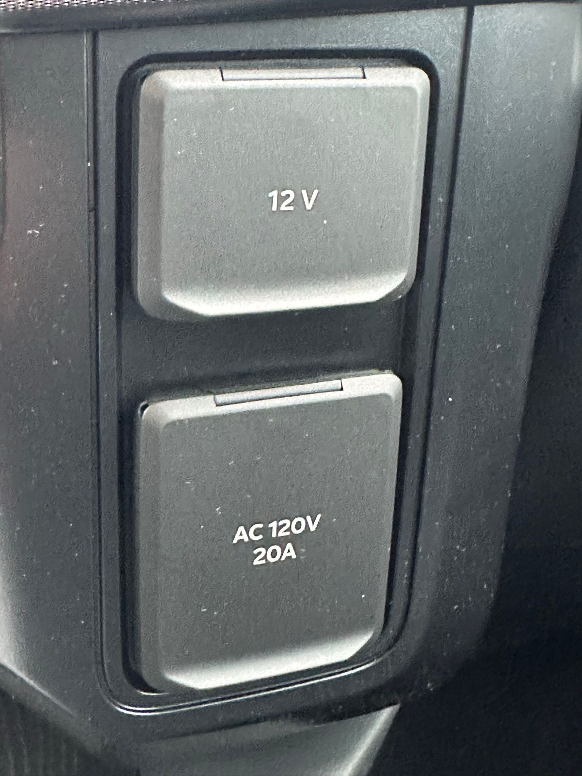 2025 Ford F-350SD Platinum