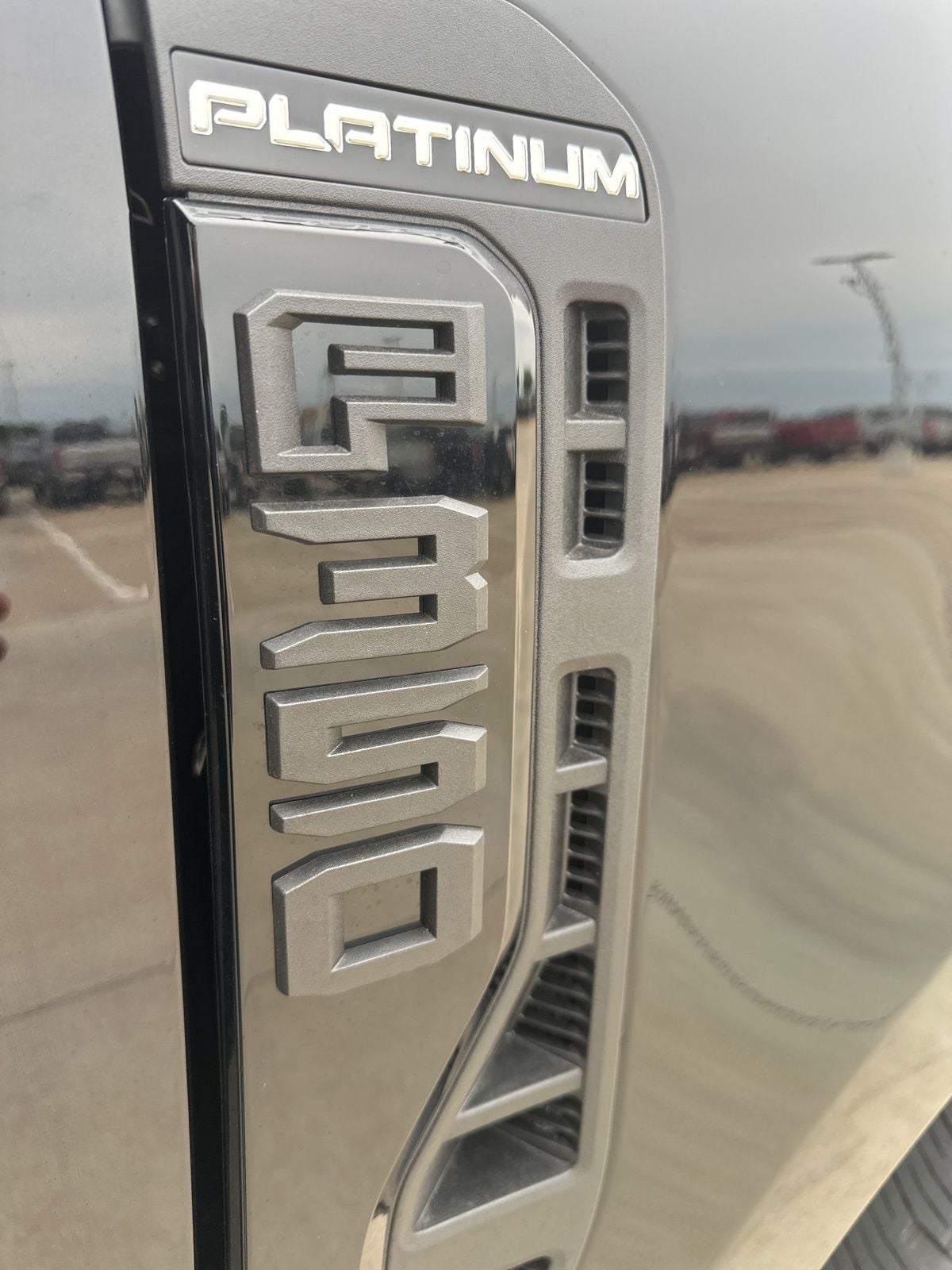 2025 Ford F-350SD Platinum