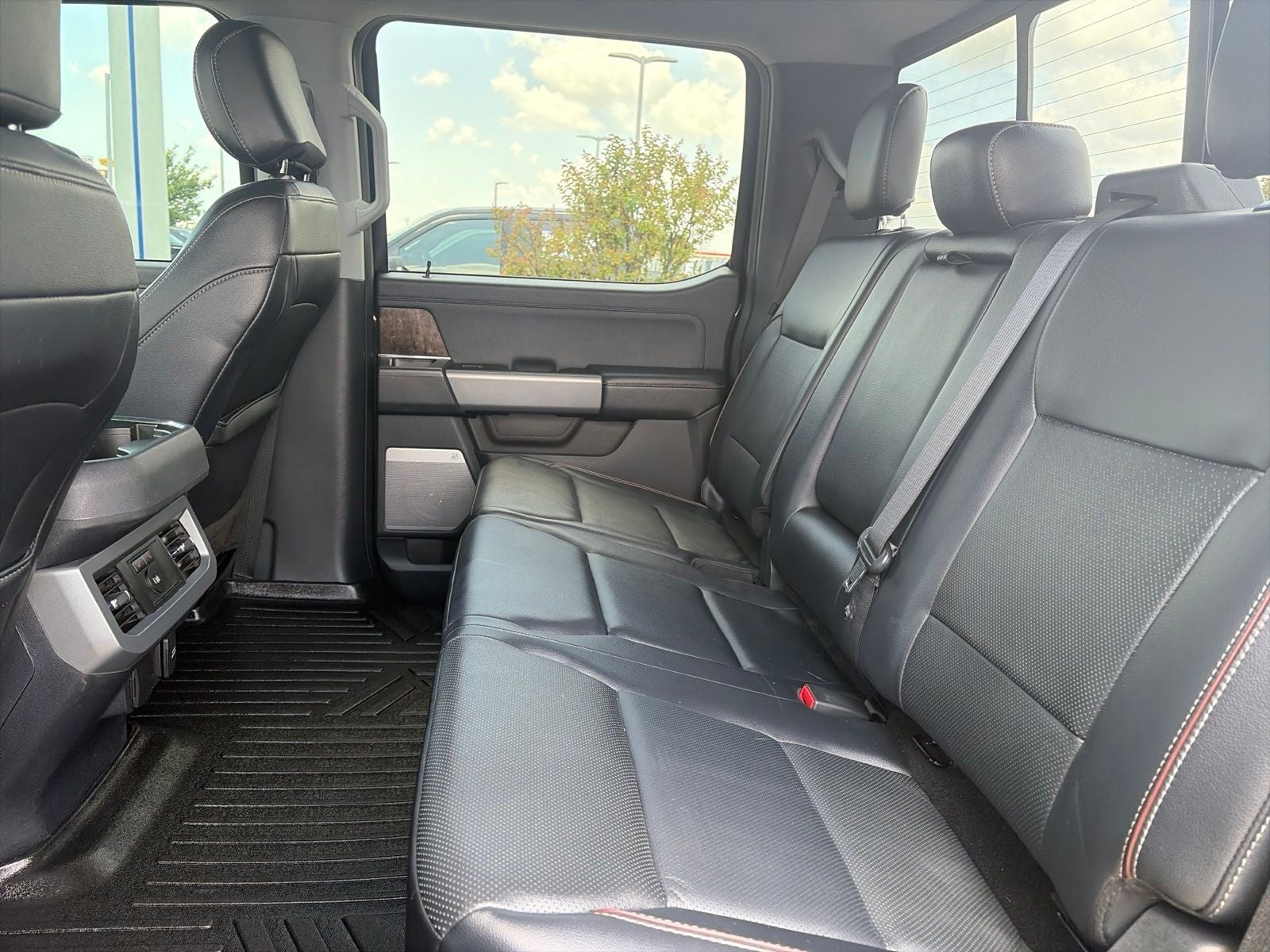 2023 Ford F-350SD Lariat