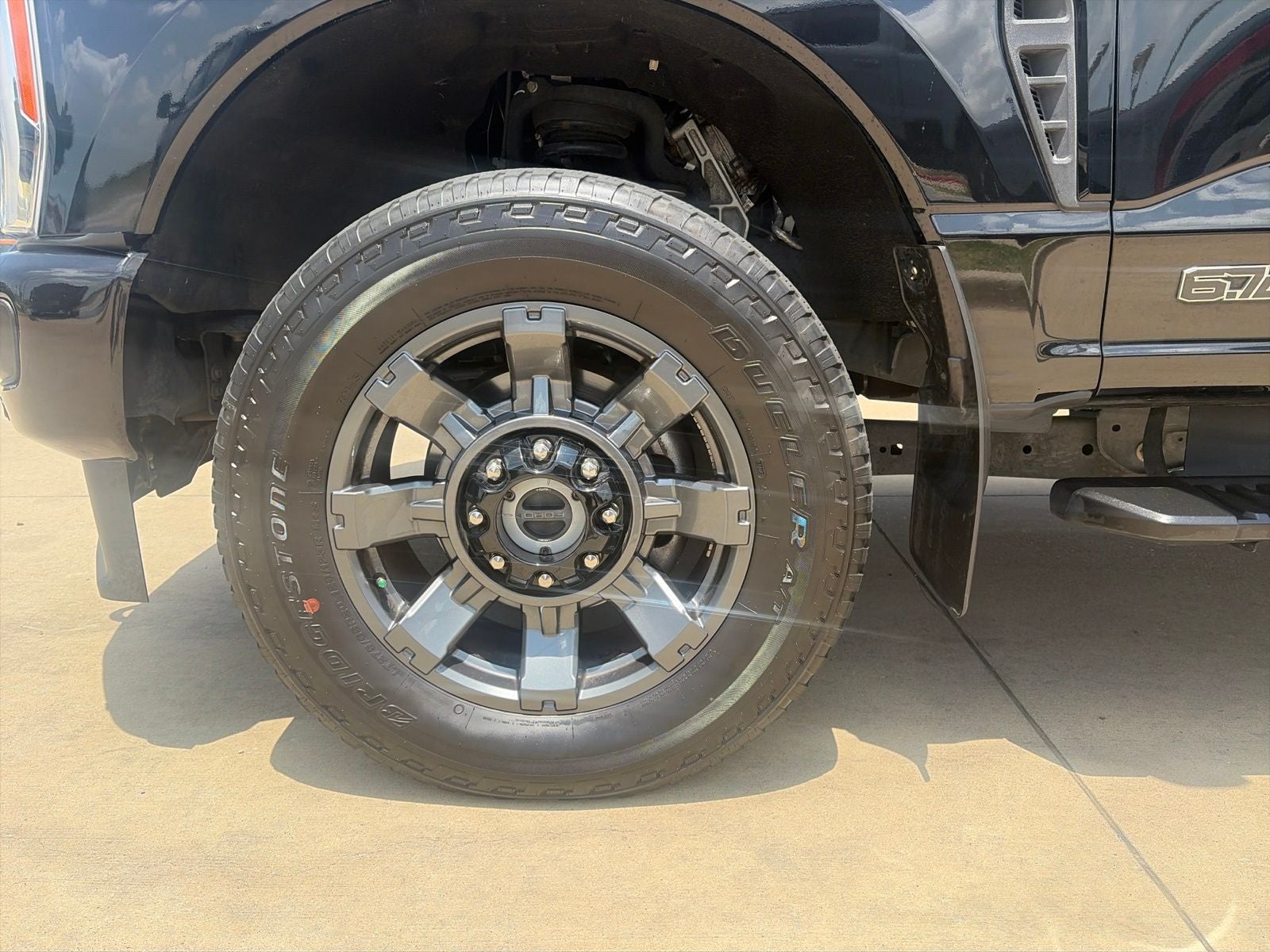 2023 Ford F-350SD Lariat