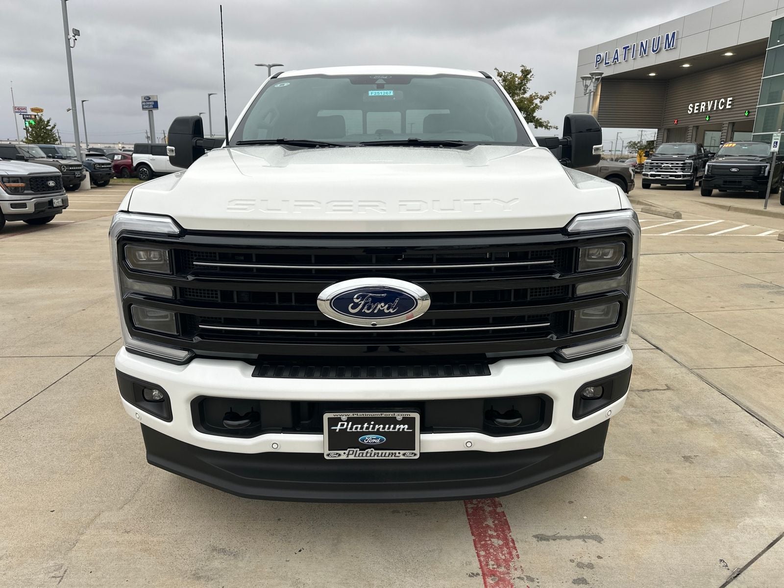 2025 Ford F-350SD Platinum