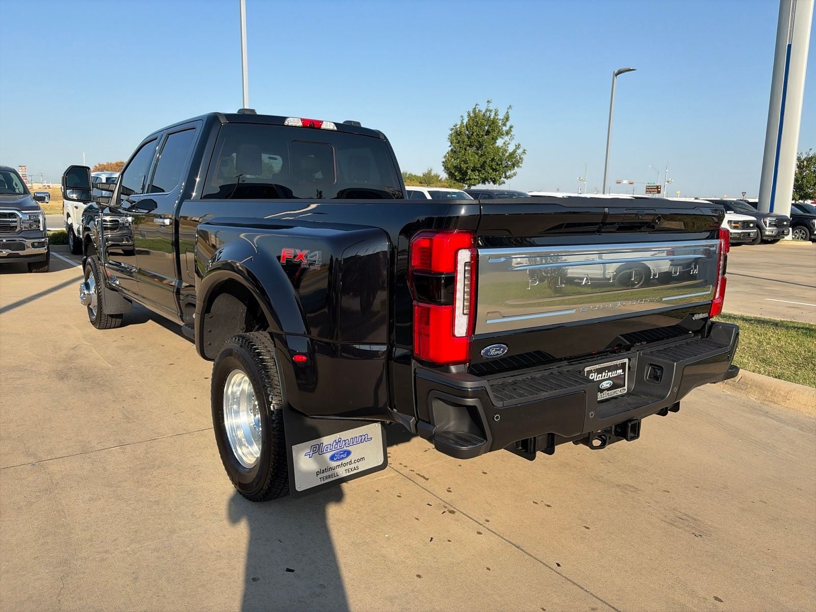 2026 Ford F-350SD Platinum DRW