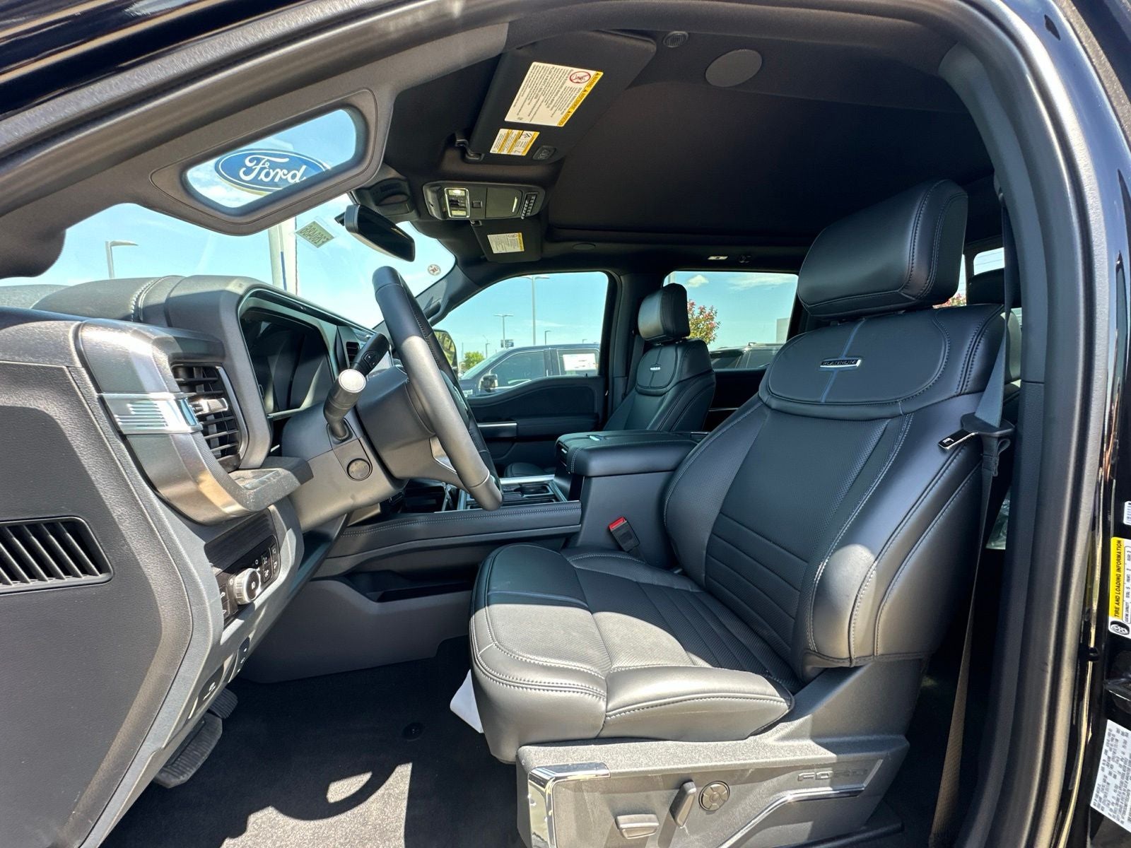 2026 Ford F-350SD Platinum DRW