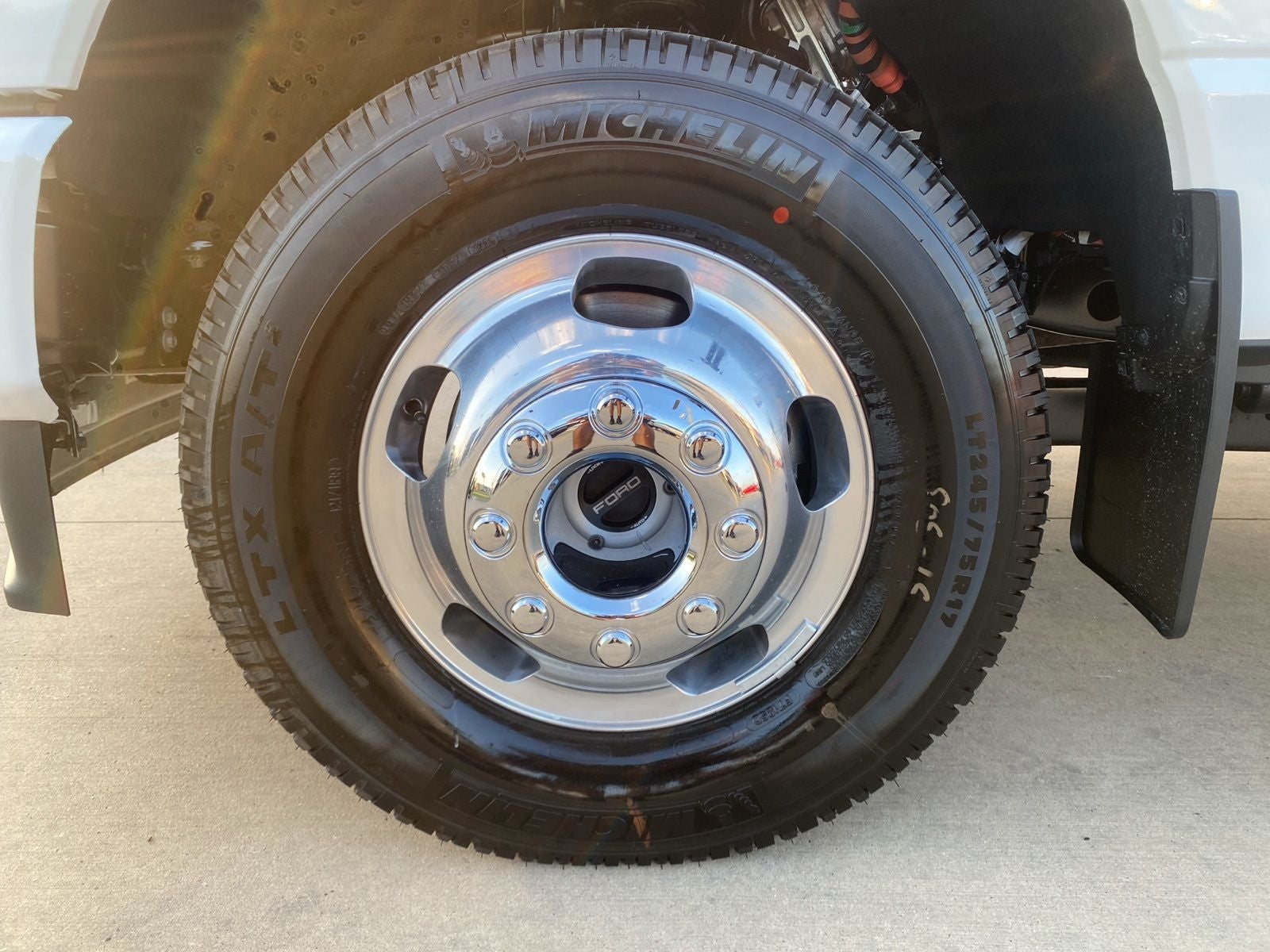 2026 Ford F-350SD Platinum DRW