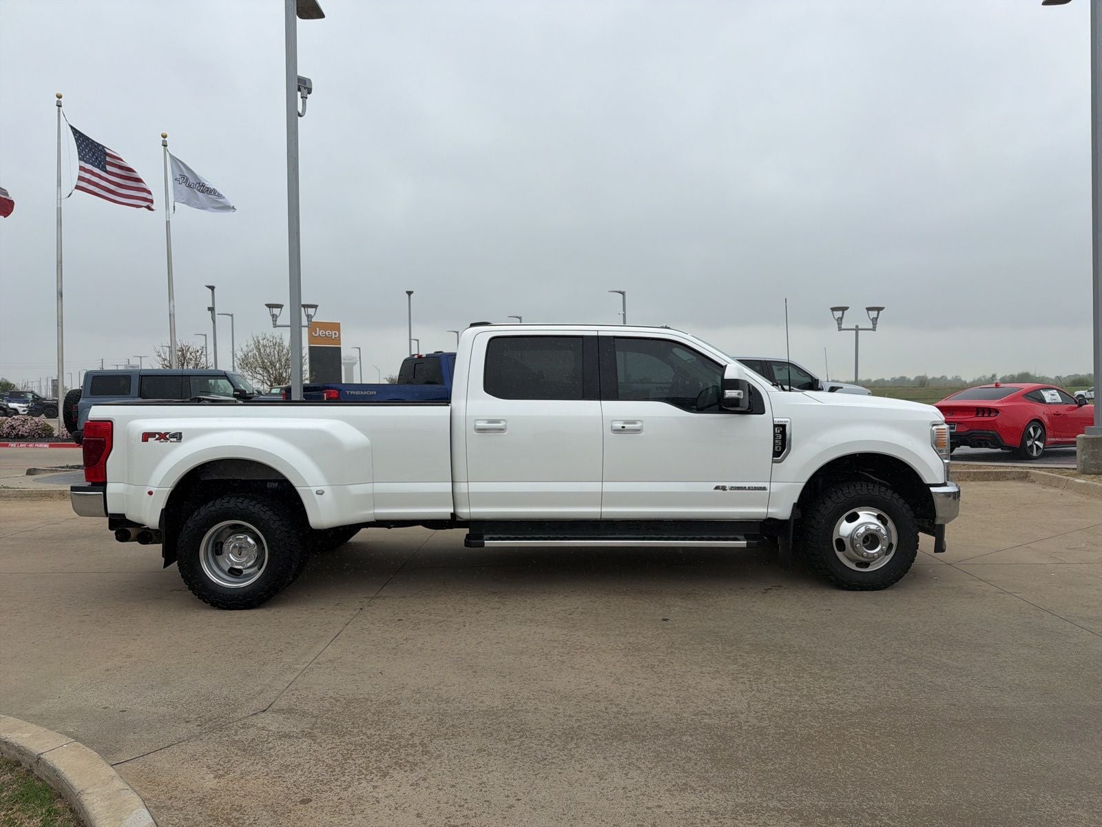 2022 Ford F-350SD Lariat DRW