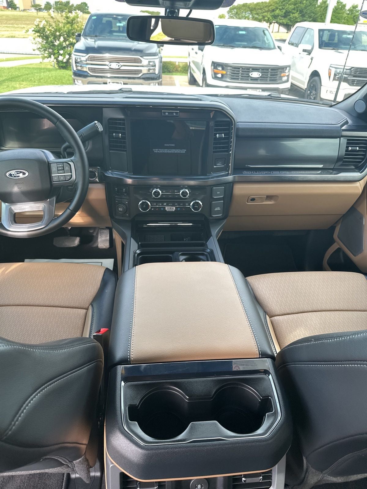 2026 Ford F-350SD Lariat DRW