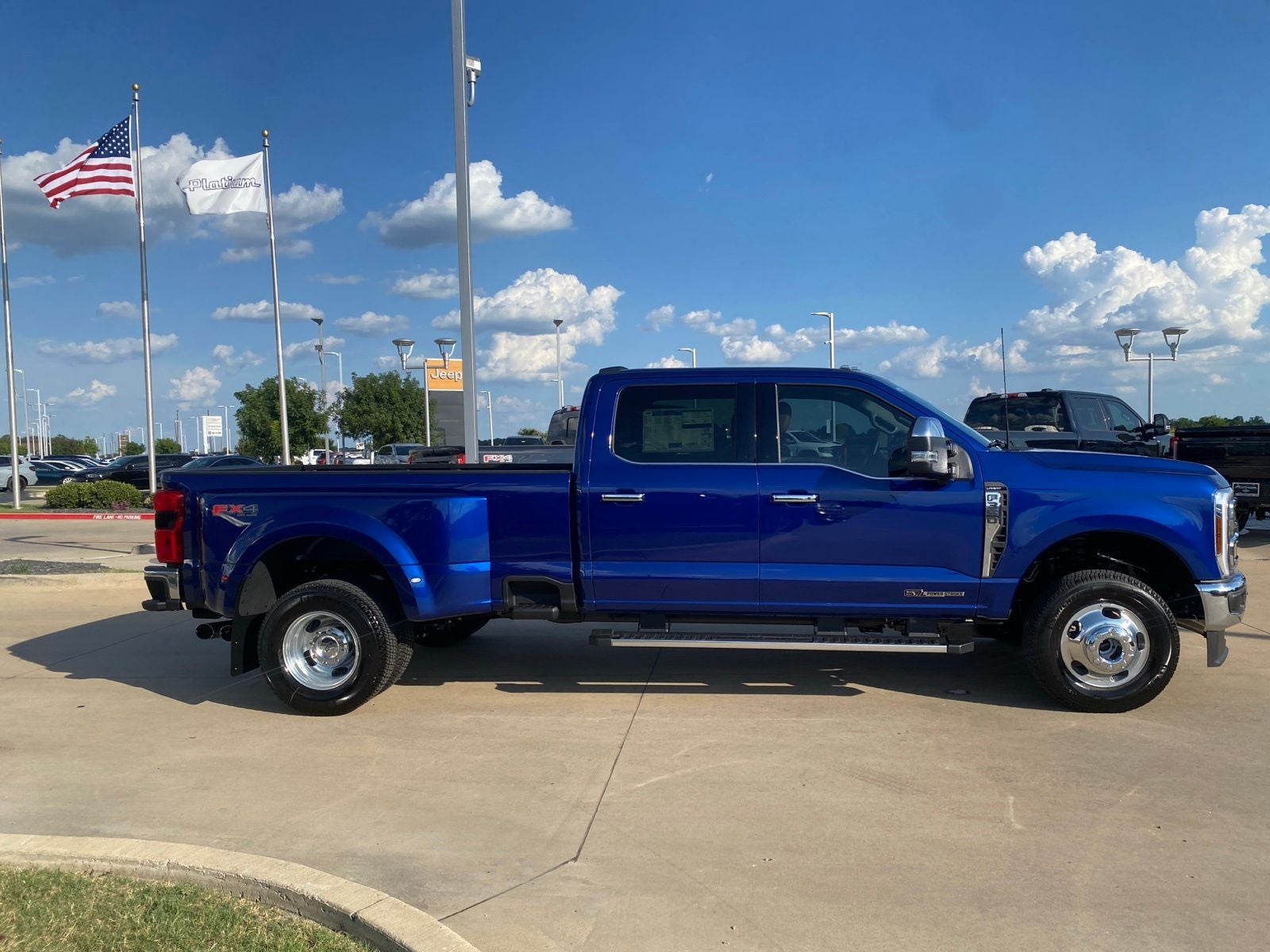 2026 Ford F-350SD Lariat DRW